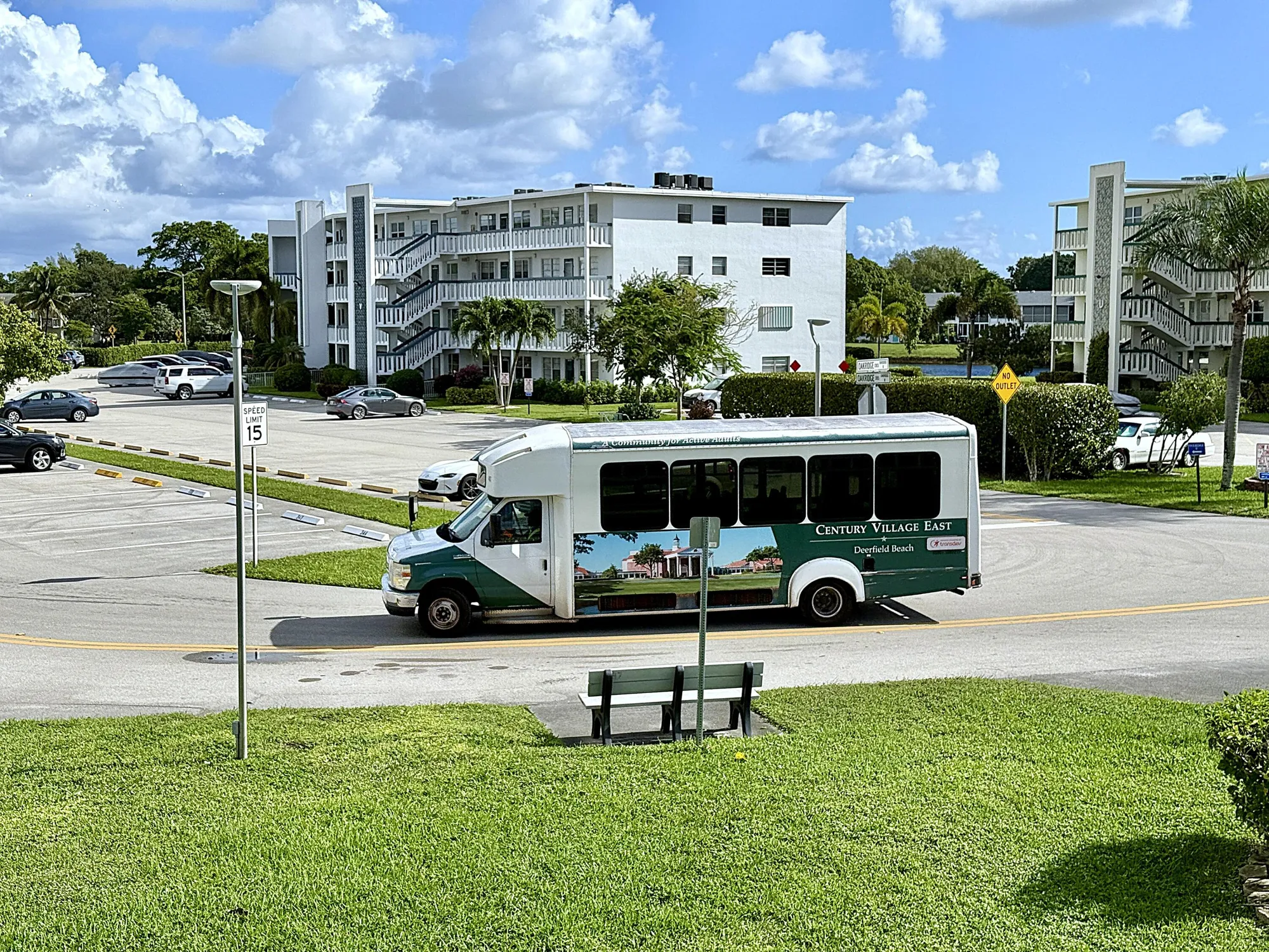 Property Slideshow image 42 of 70 | 359 oakridge t, Deerfield Beach, FL, 33442