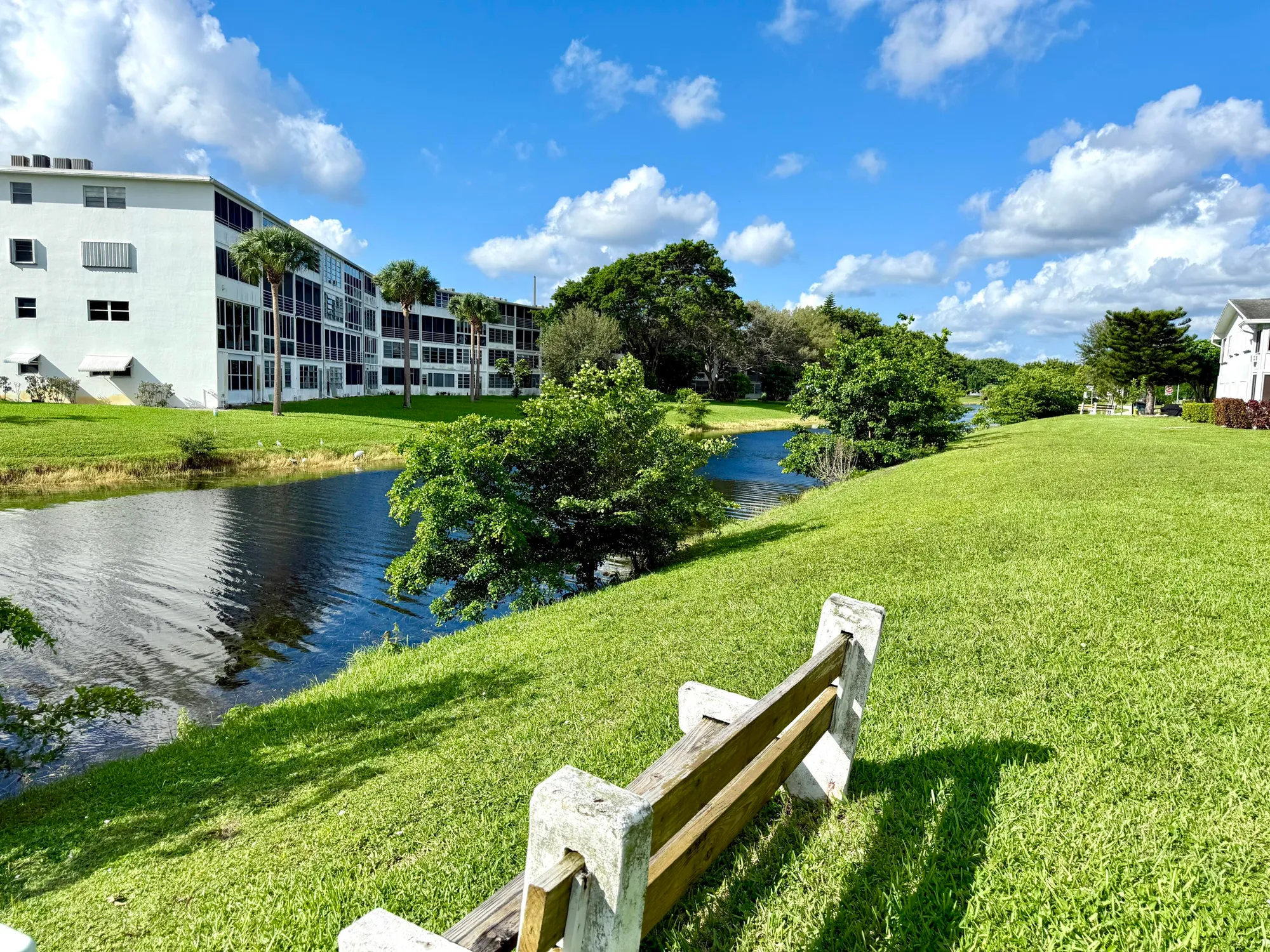 Property Slideshow image 44 of 70 | 359 oakridge t, Deerfield Beach, FL, 33442