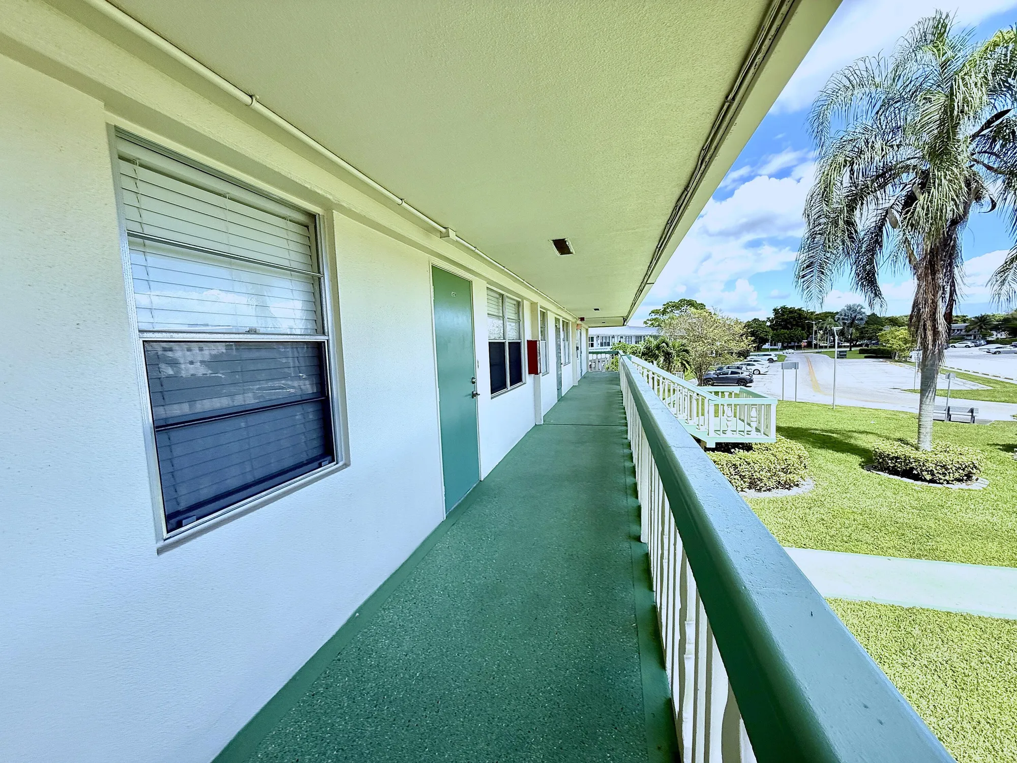 Property Slideshow image 37 of 70 | 359 oakridge t, Deerfield Beach, FL, 33442