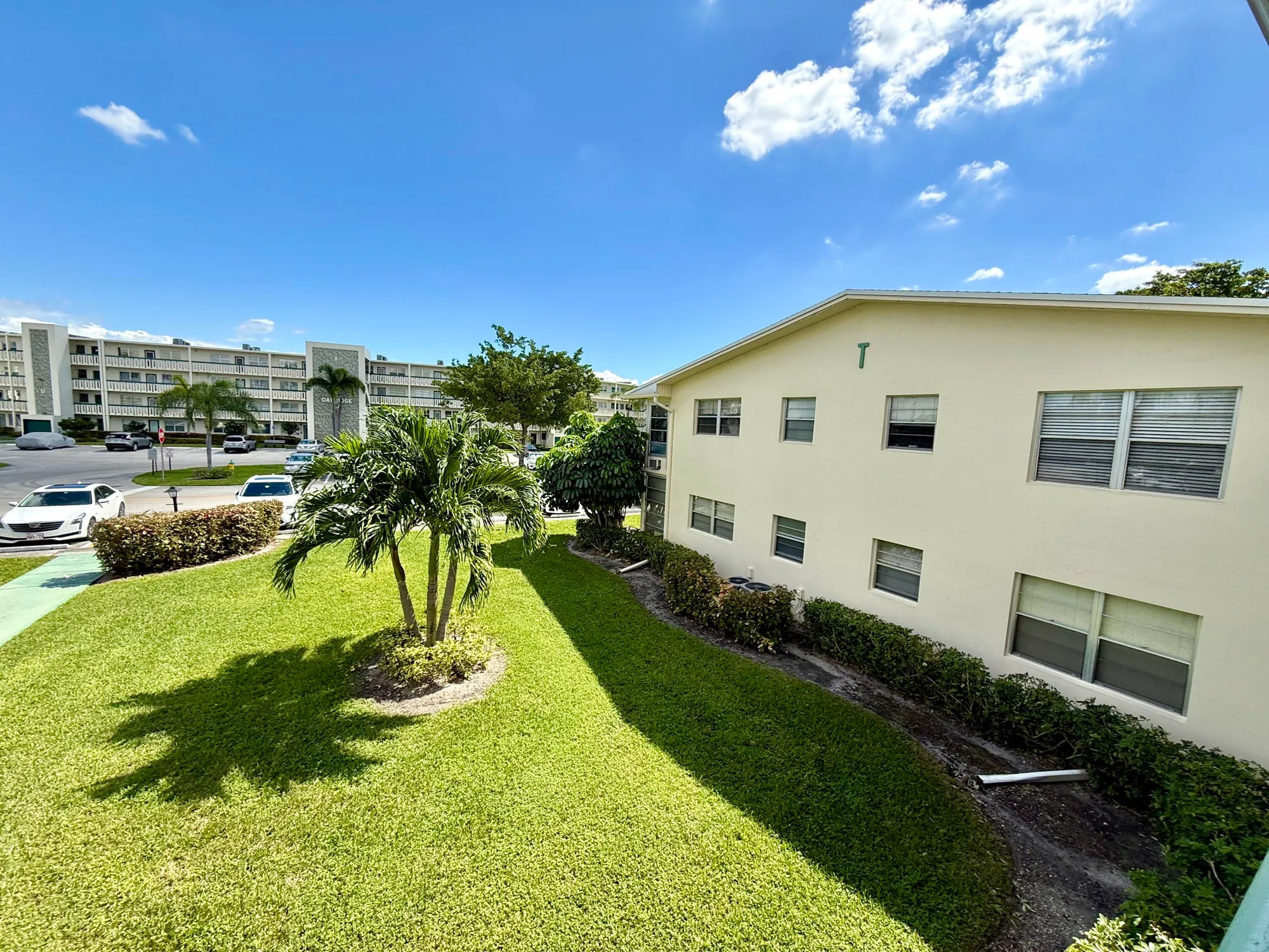 Property Slideshow image 41 of 70 | 359 oakridge t, Deerfield Beach, FL, 33442