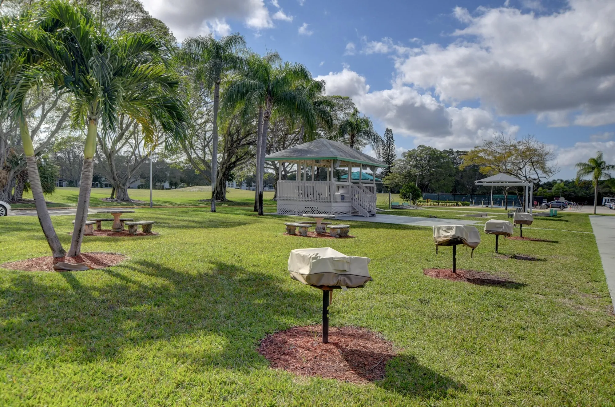 Property Slideshow image 64 of 70 | 359 oakridge t, Deerfield Beach, FL, 33442