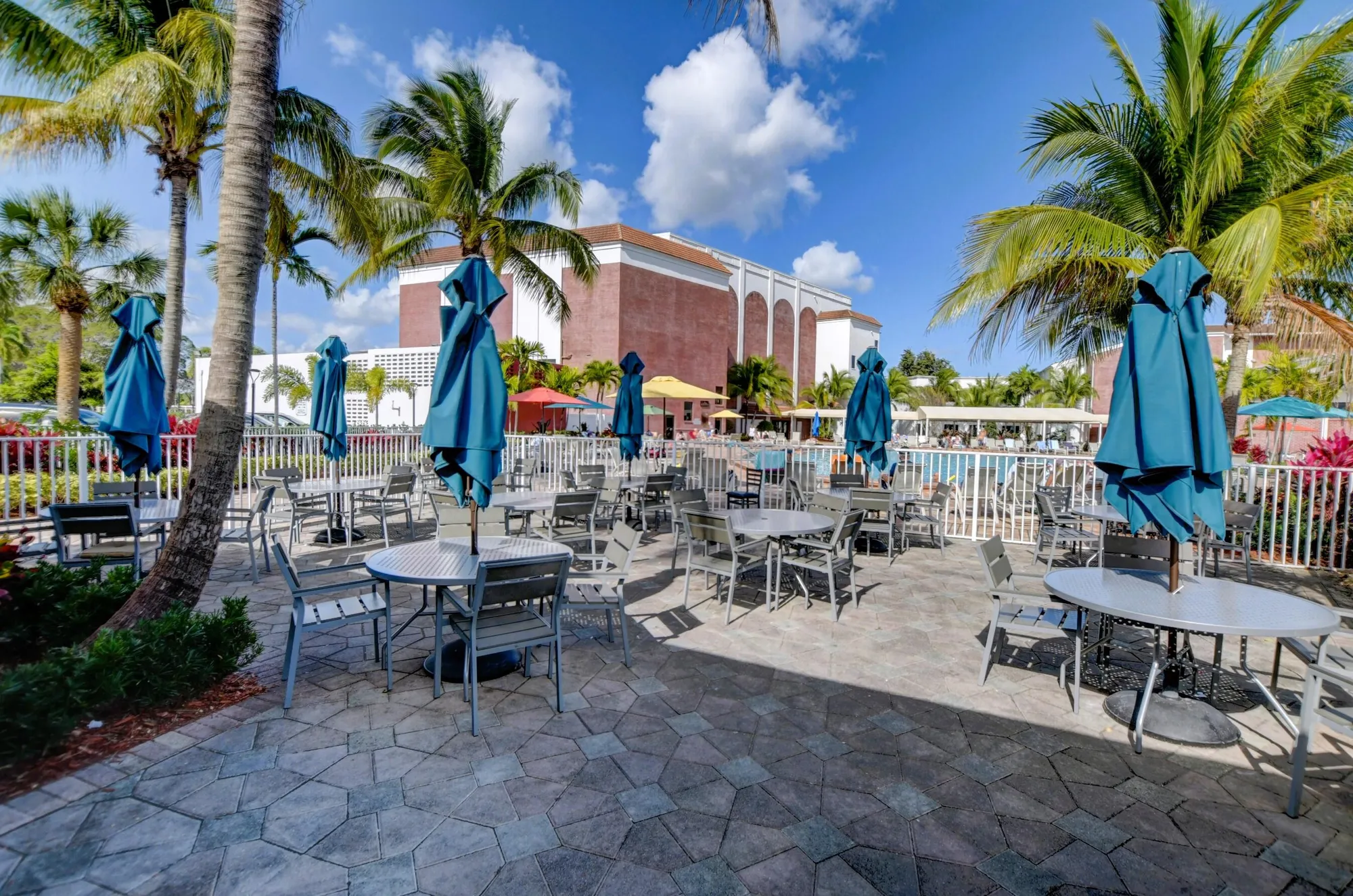 Property Slideshow image 59 of 70 | 359 oakridge t, Deerfield Beach, FL, 33442