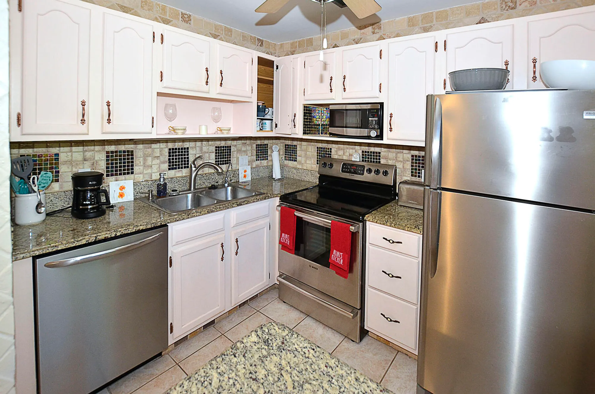 Property Slideshow image 5 of 25 | 6 vista gardens trl apt 206, Vero Beach, FL, 32962