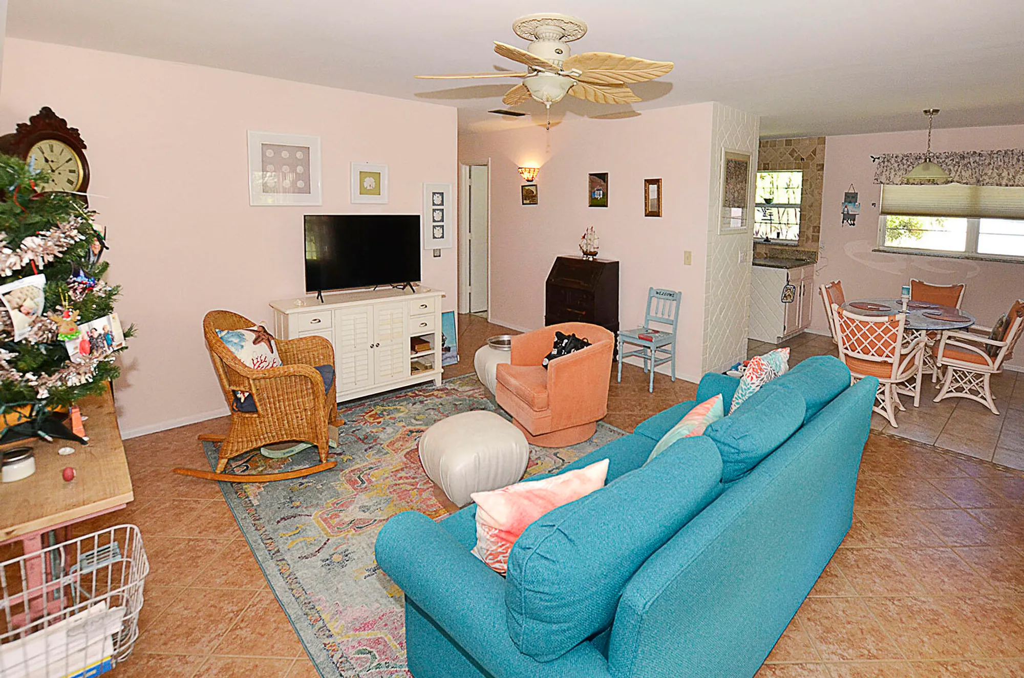 Property Slideshow image 7 of 25 | 6 vista gardens trl apt 206, Vero Beach, FL, 32962