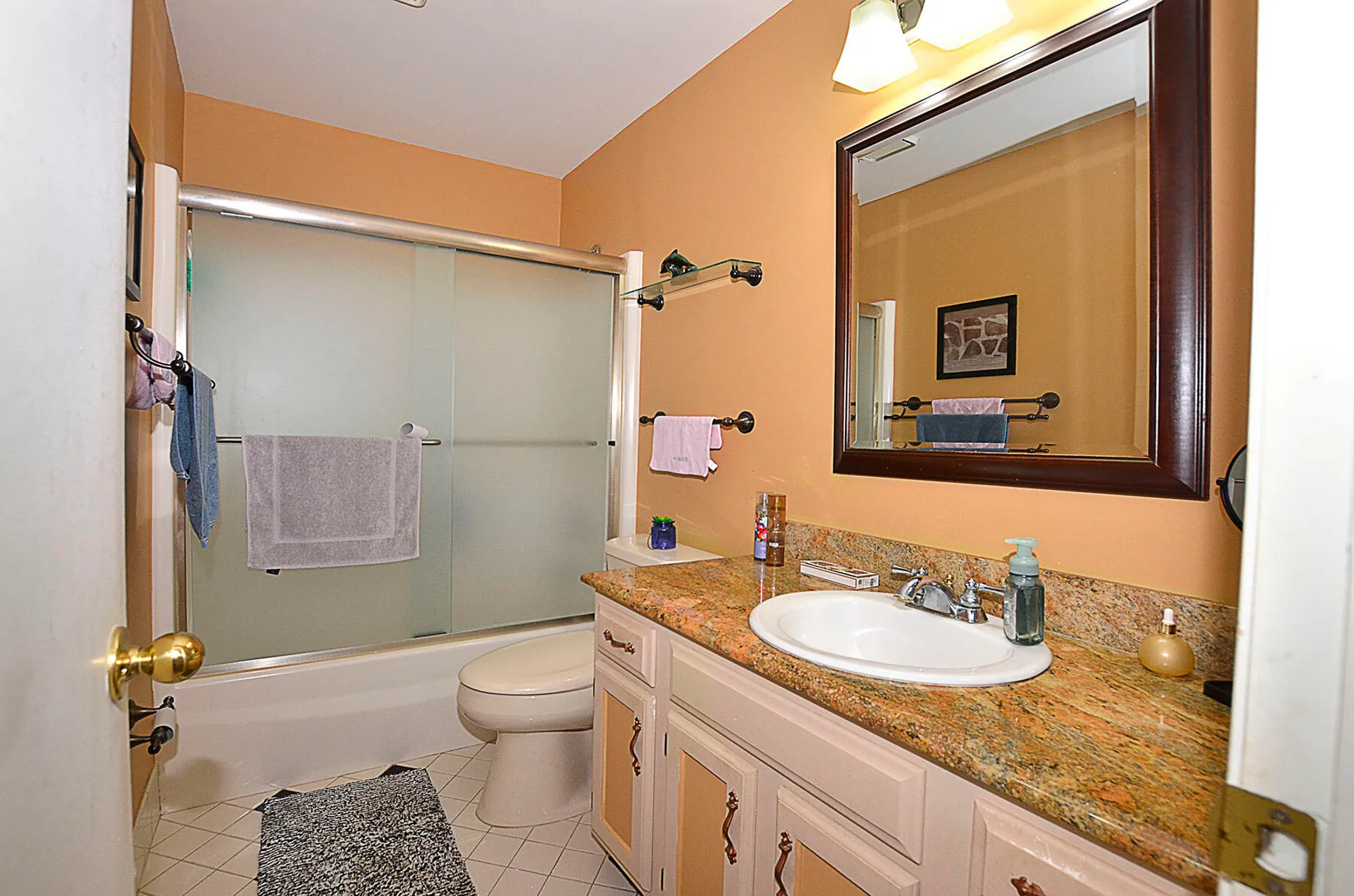 Property Slideshow image 11 of 25 | 6 vista gardens trl apt 206, Vero Beach, FL, 32962