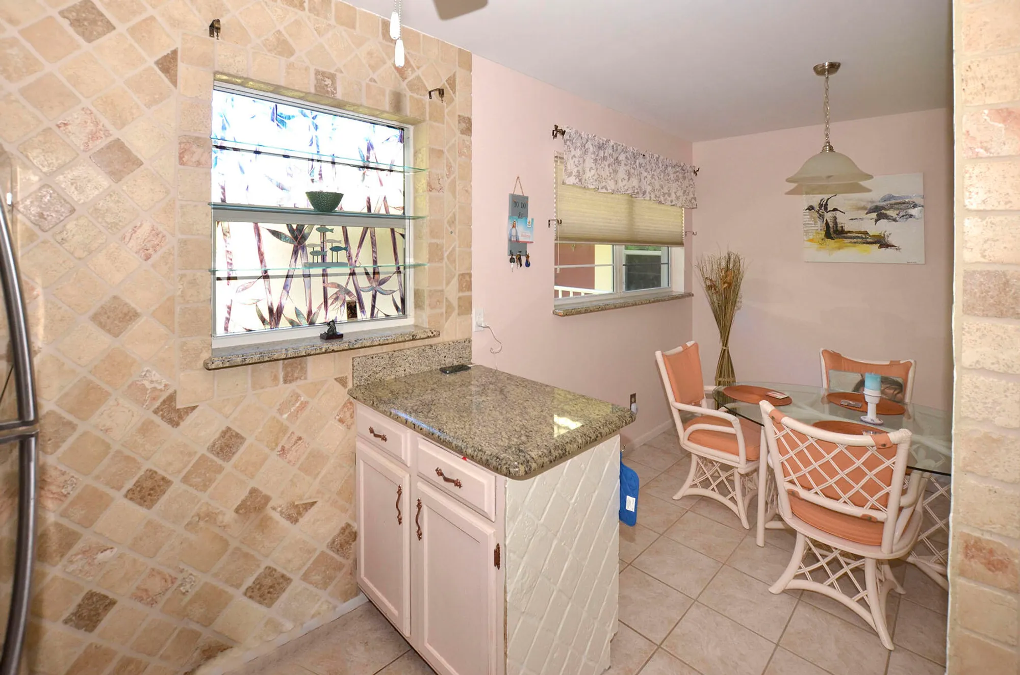 Property Slideshow image 12 of 25 | 6 vista gardens trl apt 206, Vero Beach, FL, 32962