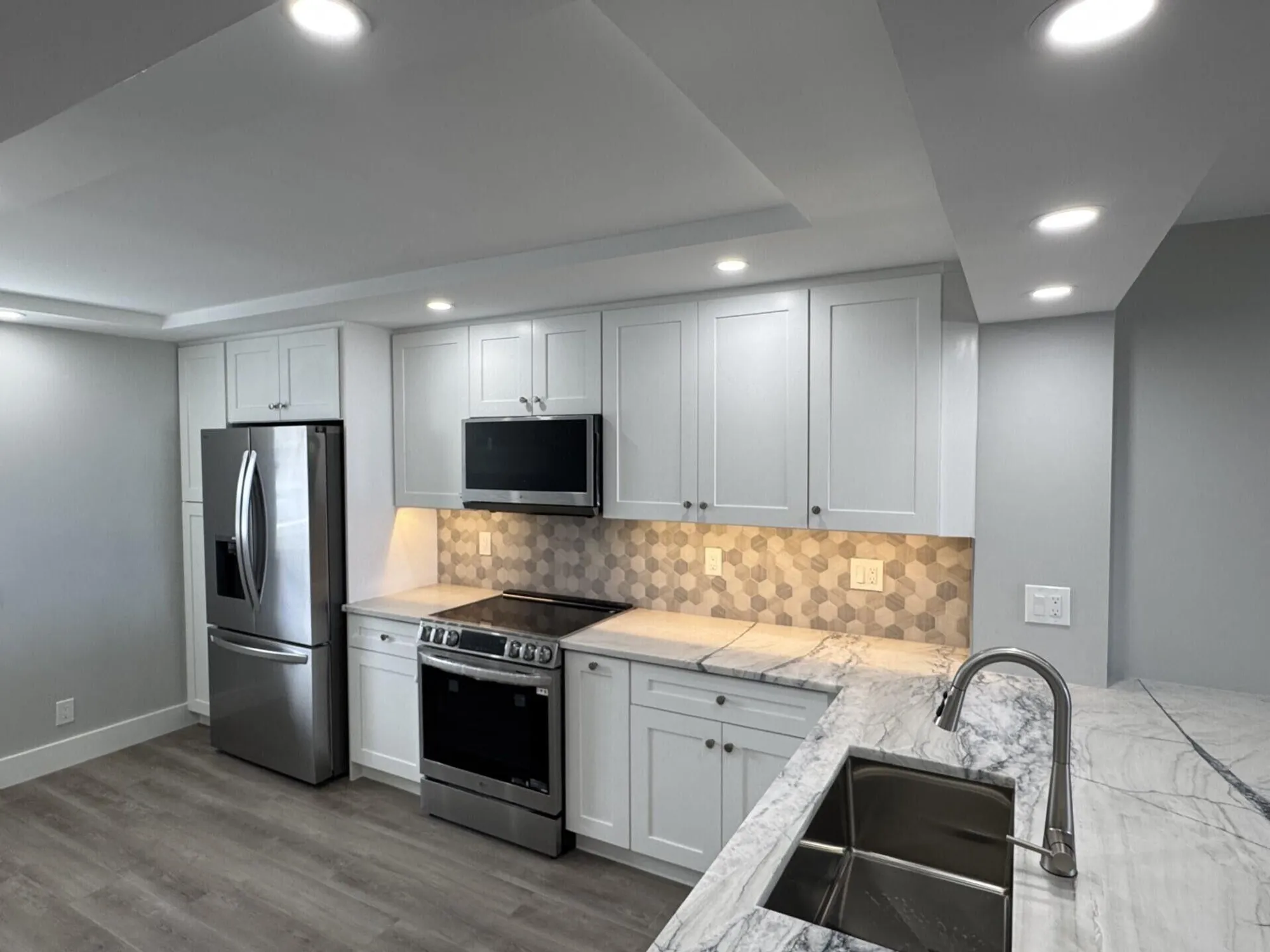 Property Slideshow image 4 of 56 | 1012 n ocean blvd apt 203, Pompano Beach, FL, 33062