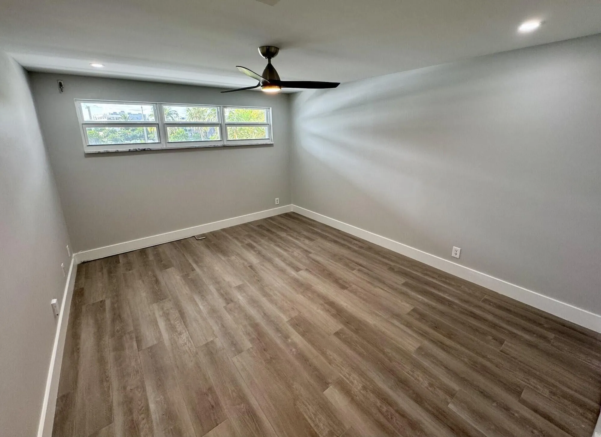 Property Slideshow image 26 of 56 | 1012 n ocean blvd apt 203, Pompano Beach, FL, 33062