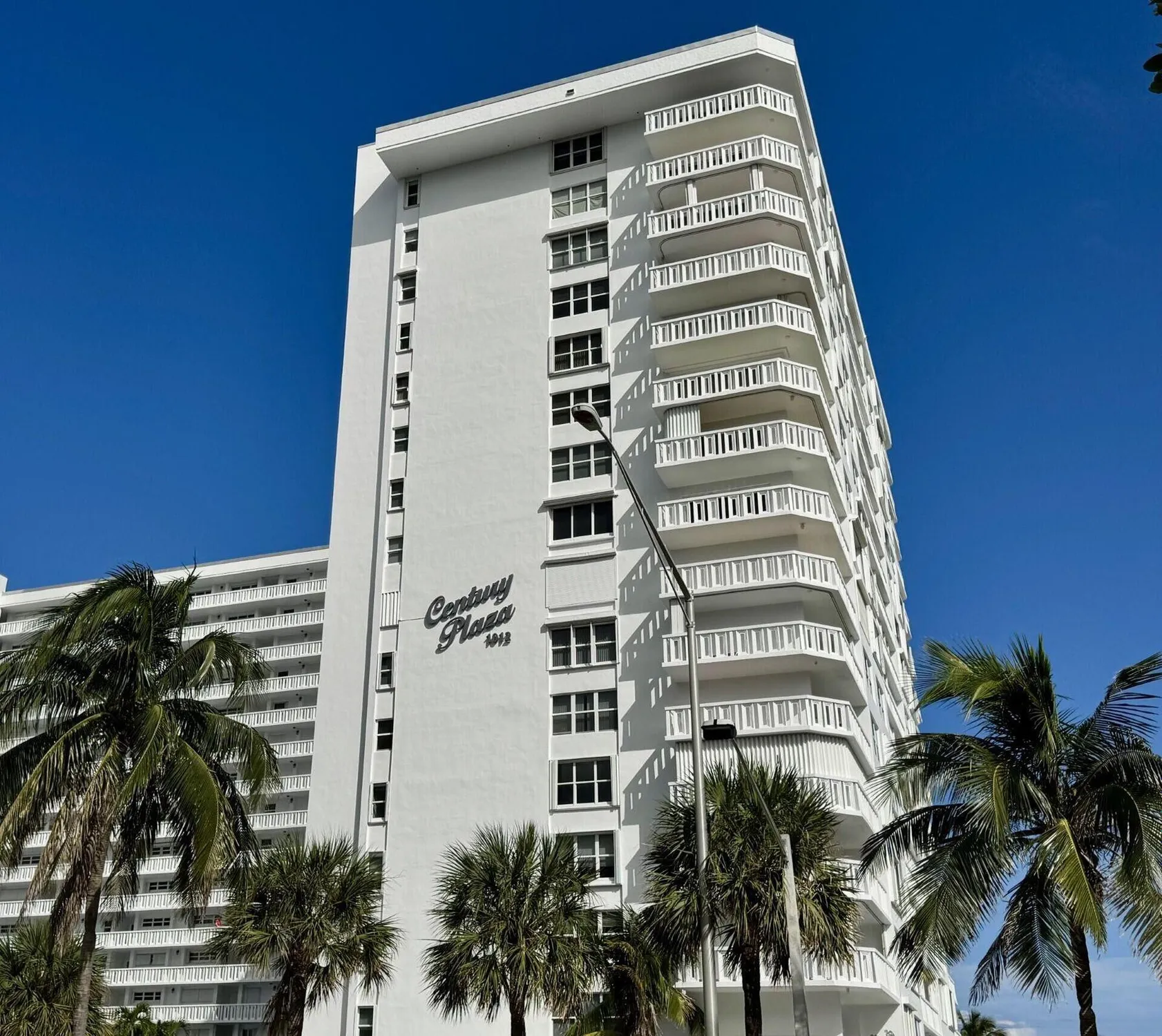 Property Slideshow image 30 of 56 | 1012 n ocean blvd apt 203, Pompano Beach, FL, 33062