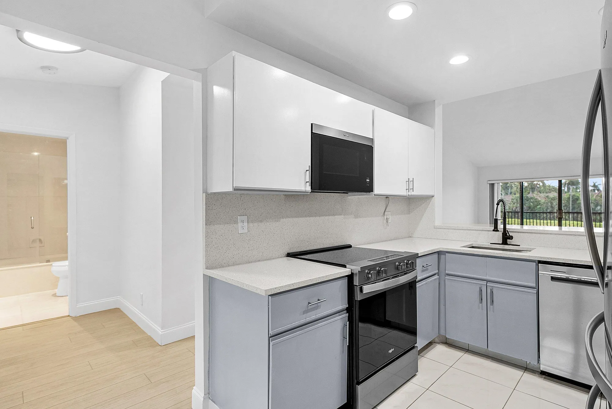 Property Slideshow image 8 of 64 | 5054 golfview ct apt 1525, Delray Beach, FL, 33484