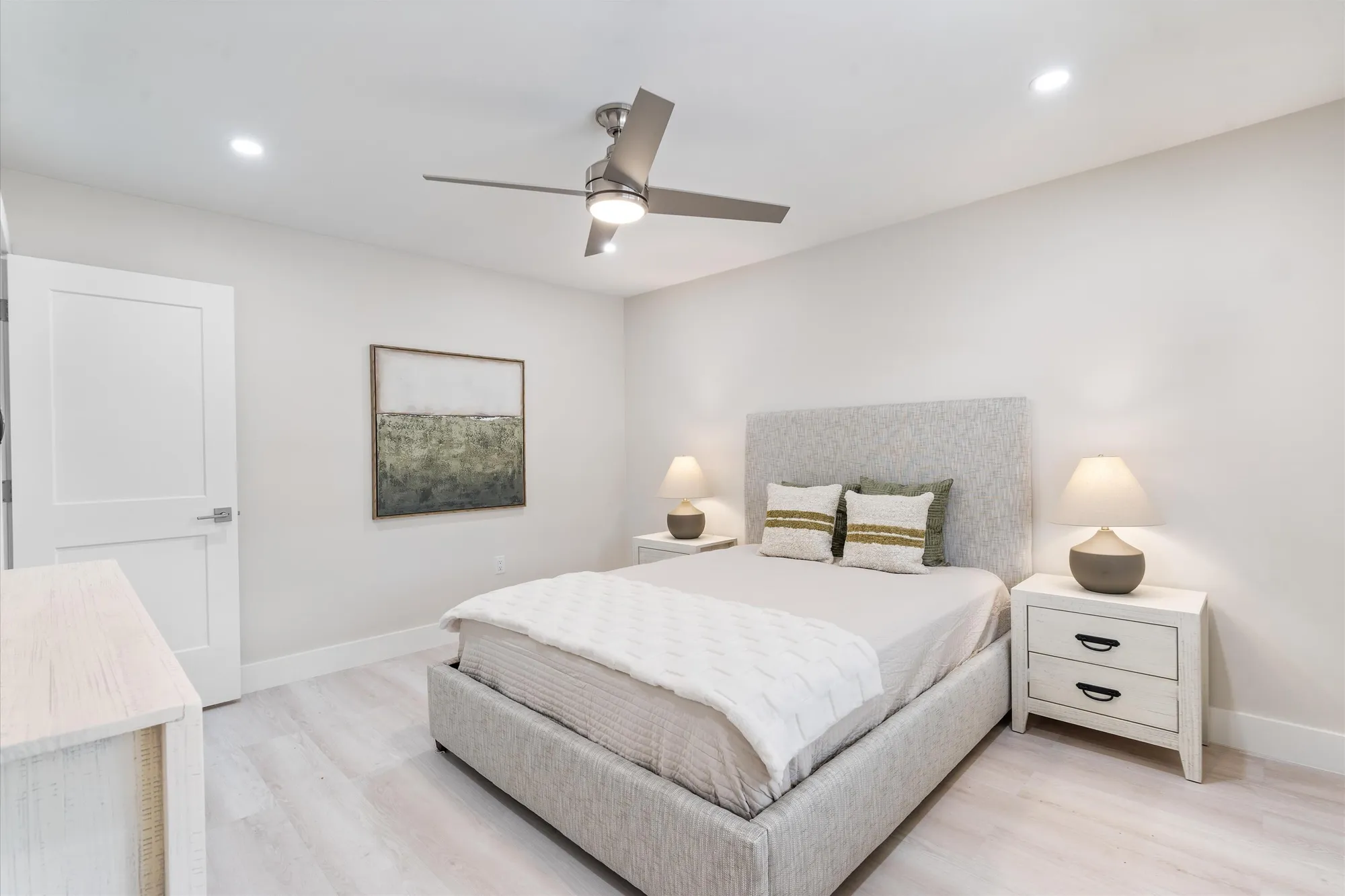 Property Slideshow image 12 of 42 | 29 stratford ln d, Boynton Beach, FL, 33436