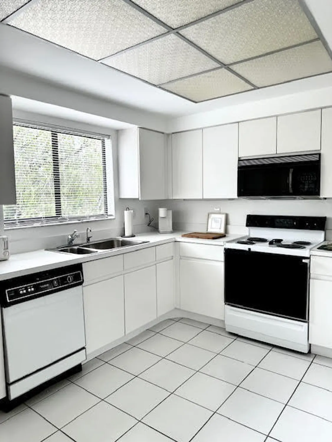 Property Slideshow image 12 of 56 | 7362 clunie pl apt 13304, Delray Beach, FL, 33446