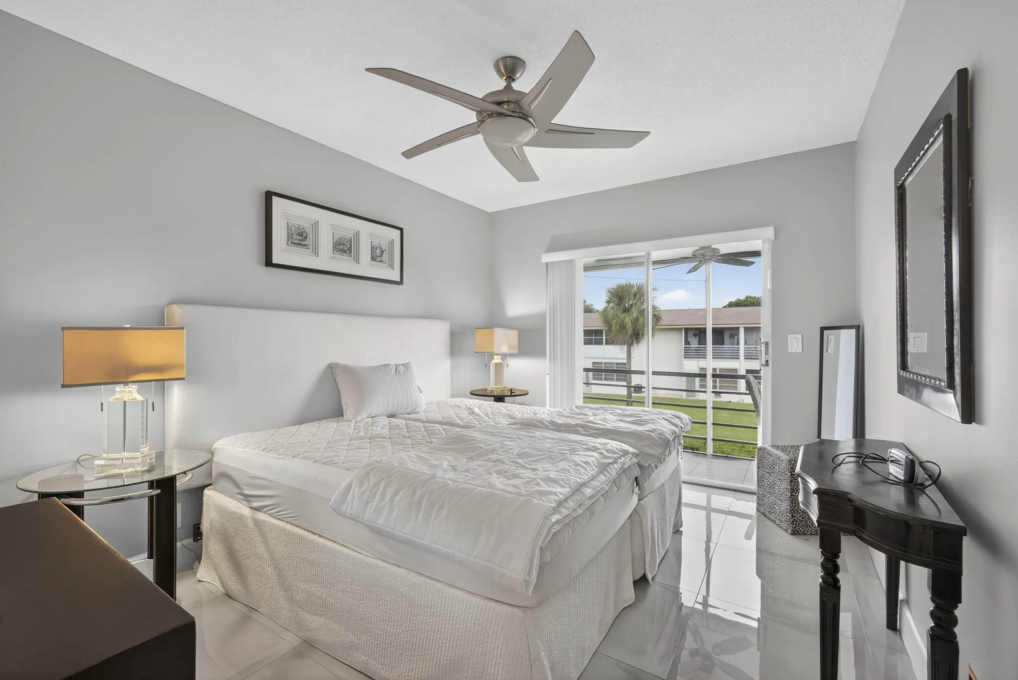 Property Slideshow image 14 of 33 | 160 easthampton g, West Palm Beach, FL, 33417
