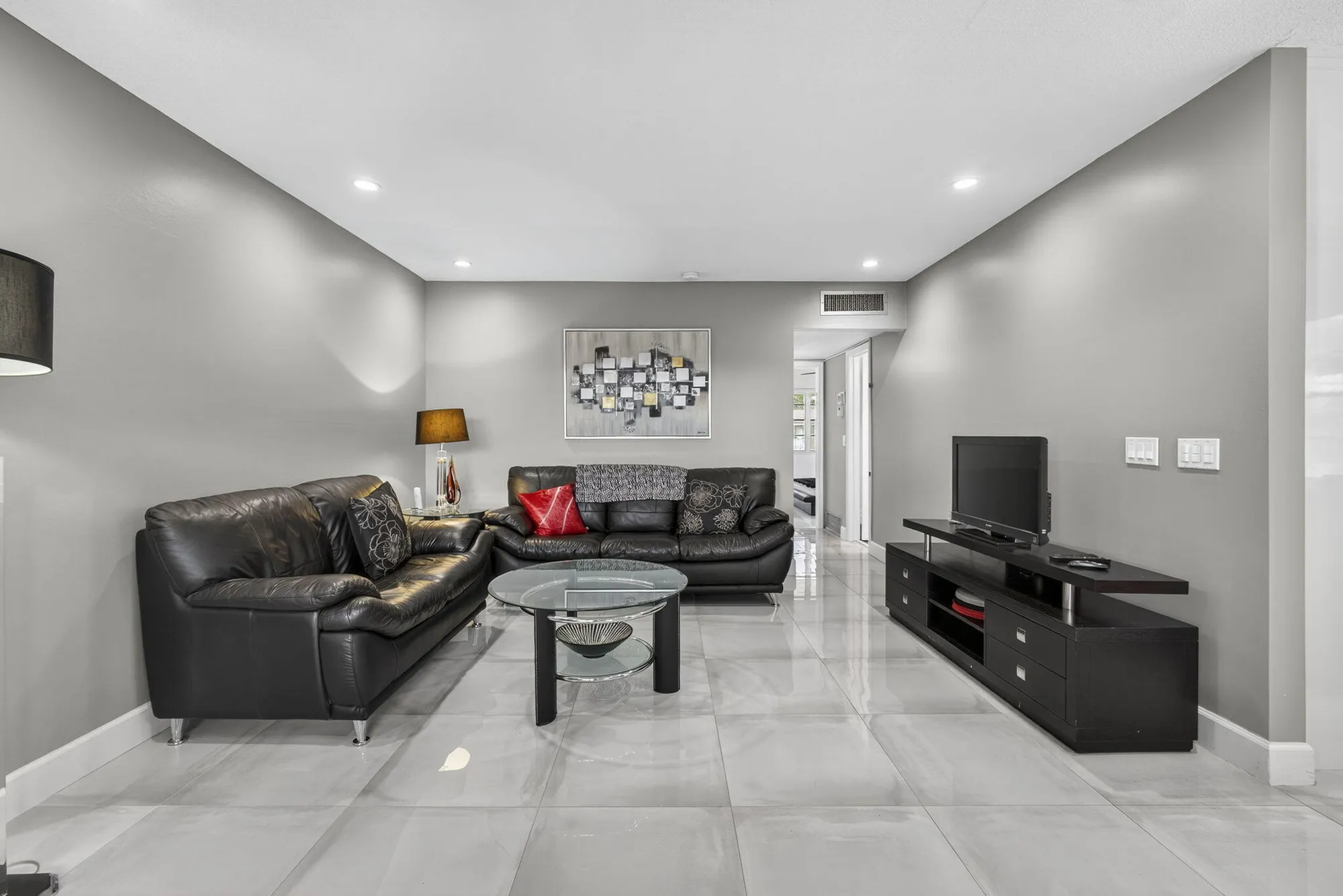 Property Slideshow image 5 of 33 | 160 easthampton g, West Palm Beach, FL, 33417