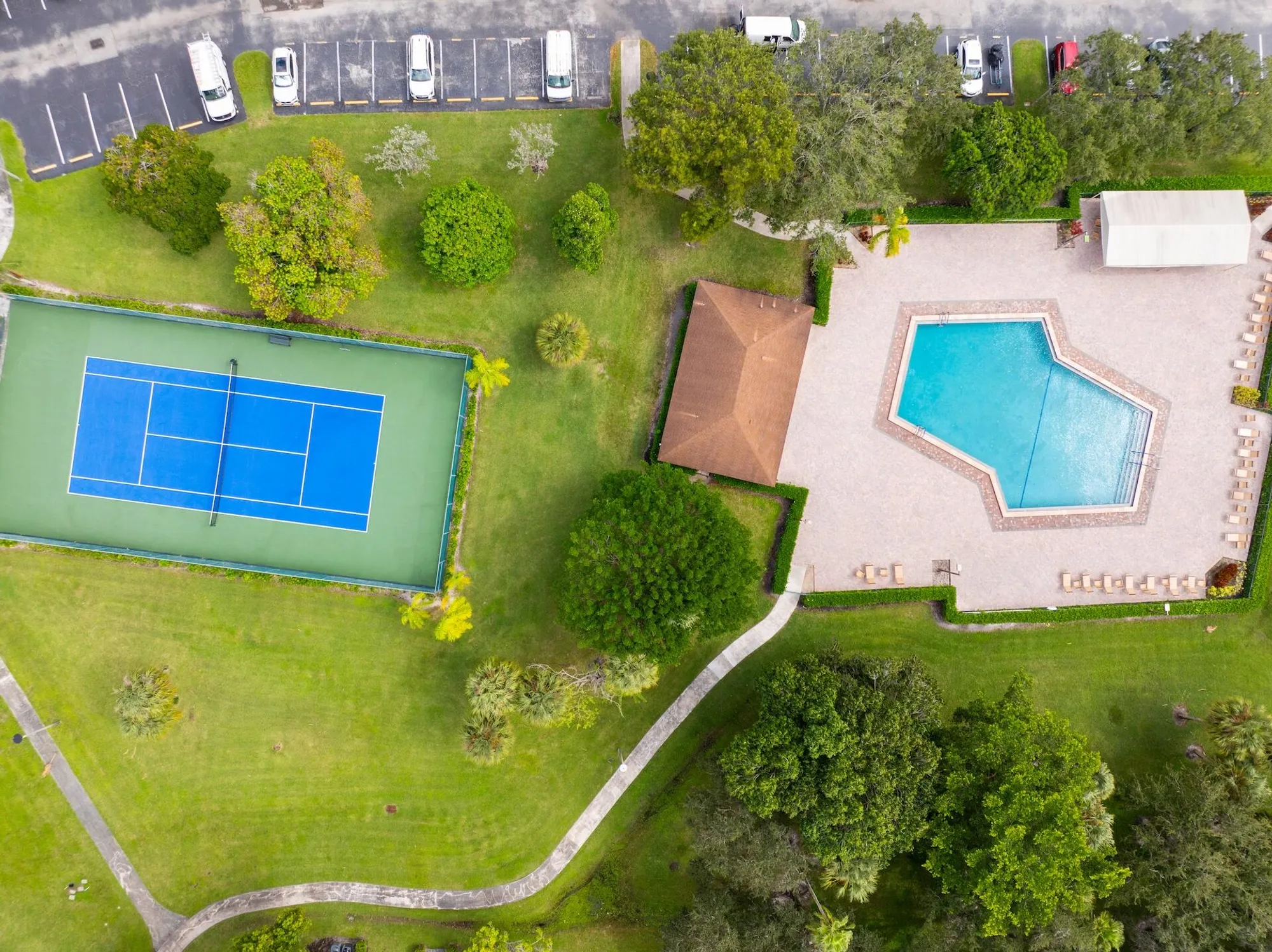 Property Slideshow image 43 of 54 | 1501 sw 134th way 105d, Pembroke Pines, FL, 33027