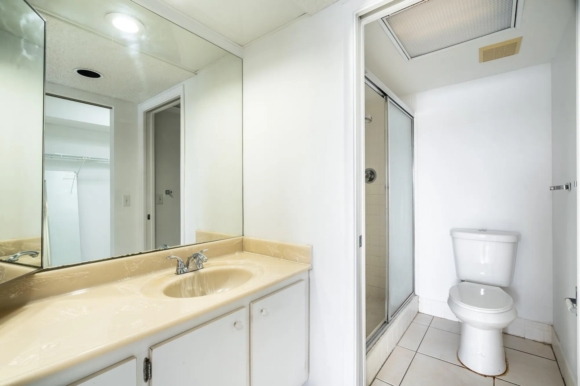 Property Slideshow image 32 of 54 | 1501 sw 134th way 105d, Pembroke Pines, FL, 33027