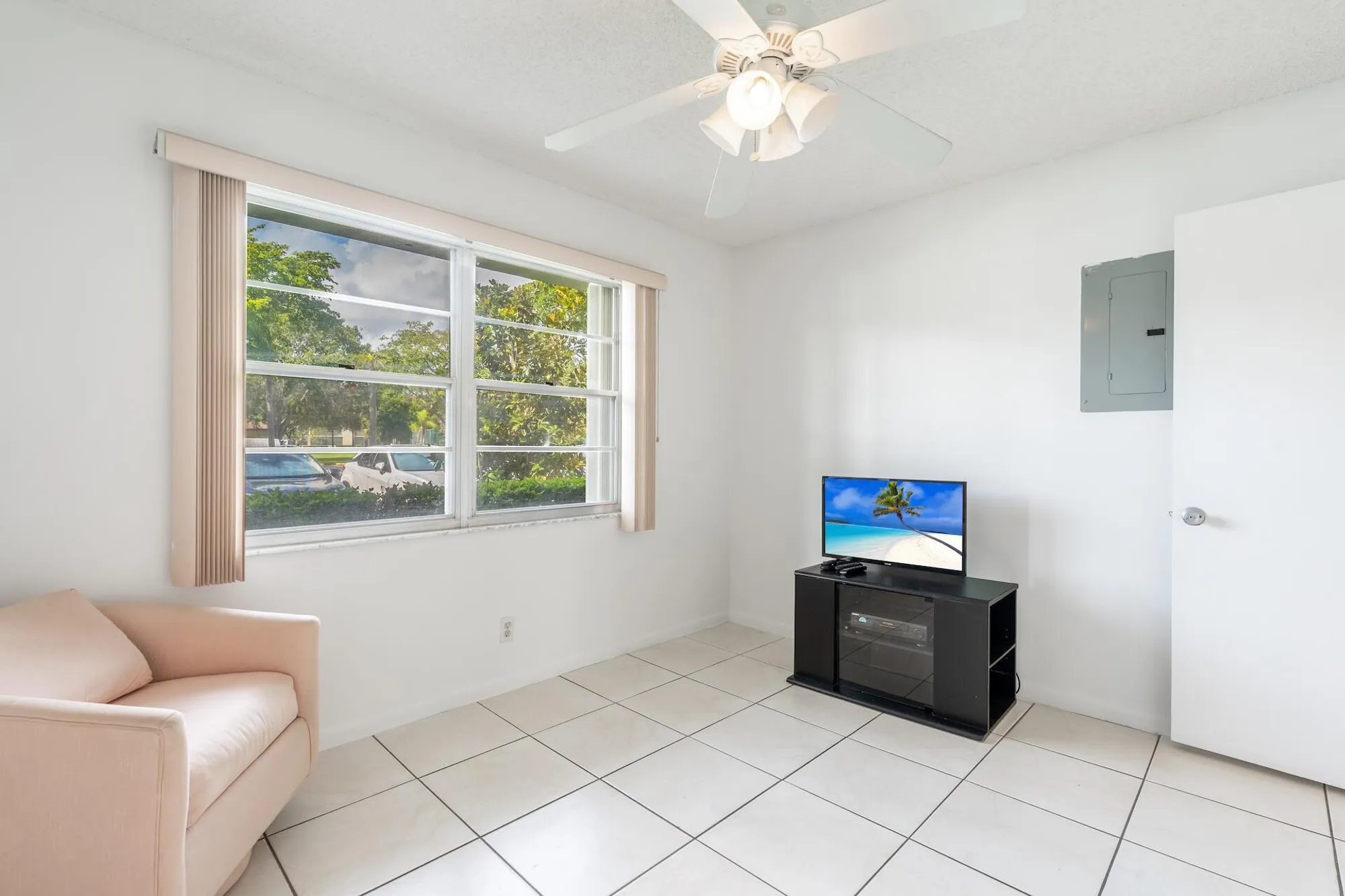 Property Slideshow image 34 of 54 | 1501 sw 134th way 105d, Pembroke Pines, FL, 33027