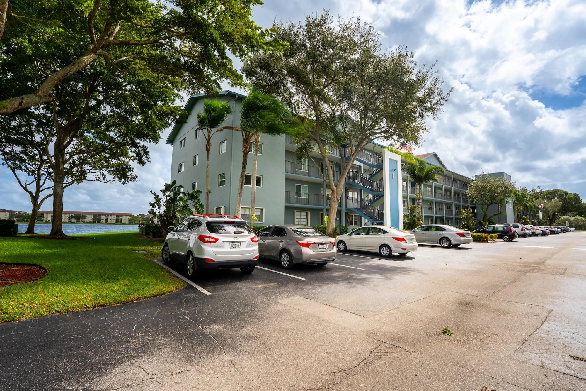 Property Slideshow image 8 of 54 | 1501 sw 134th way 105d, Pembroke Pines, FL, 33027