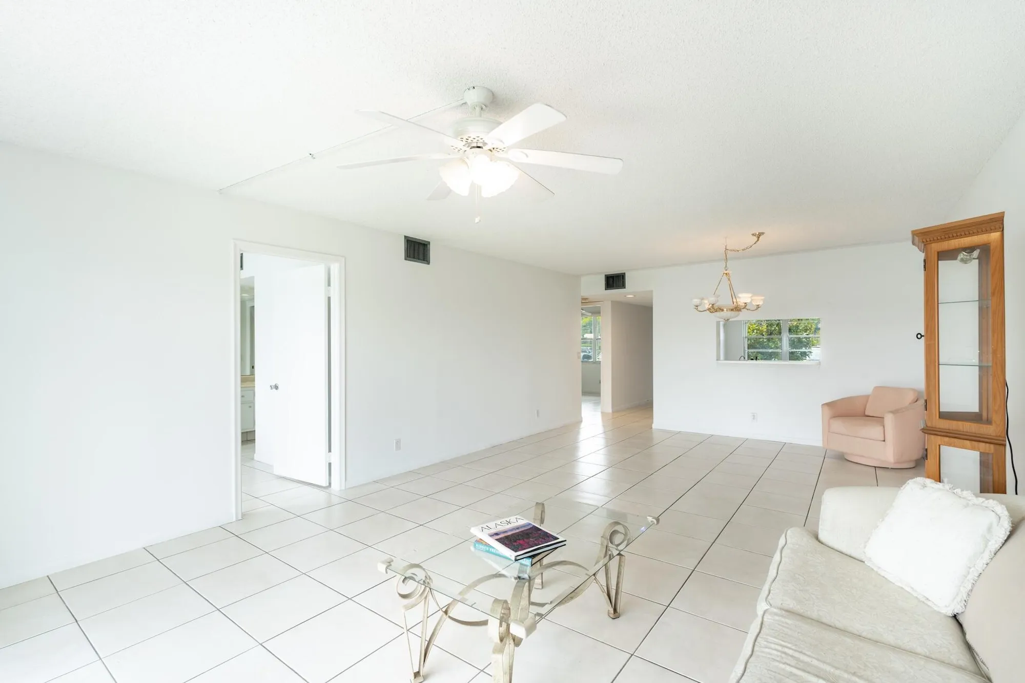 Property Slideshow image 19 of 54 | 1501 sw 134th way 105d, Pembroke Pines, FL, 33027