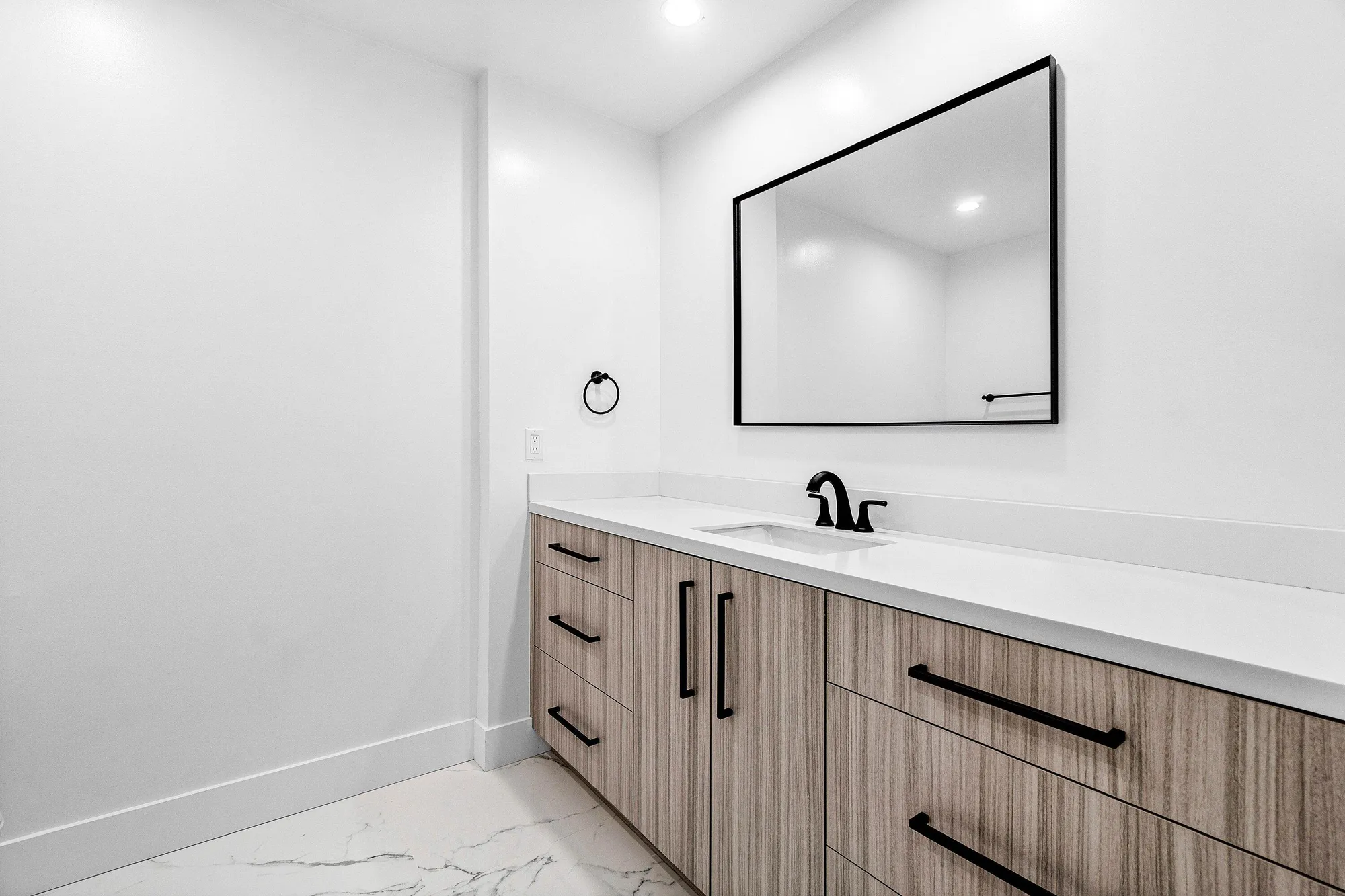 Property Slideshow image 12 of 40 | 78 hampshire ln, Boynton Beach, FL, 33436