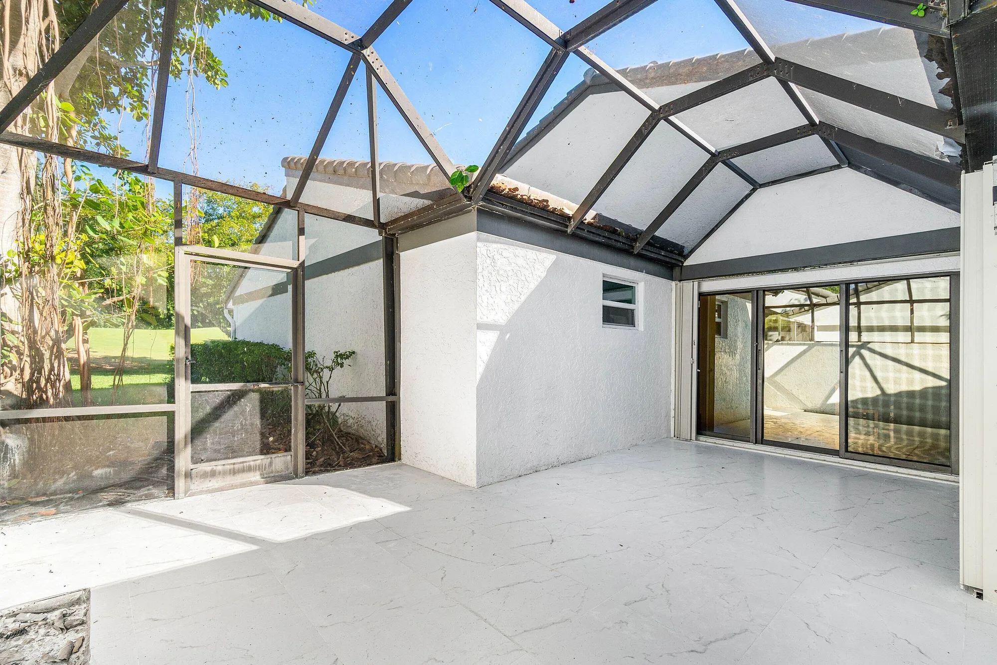 Property Slideshow image 18 of 40 | 78 hampshire ln, Boynton Beach, FL, 33436