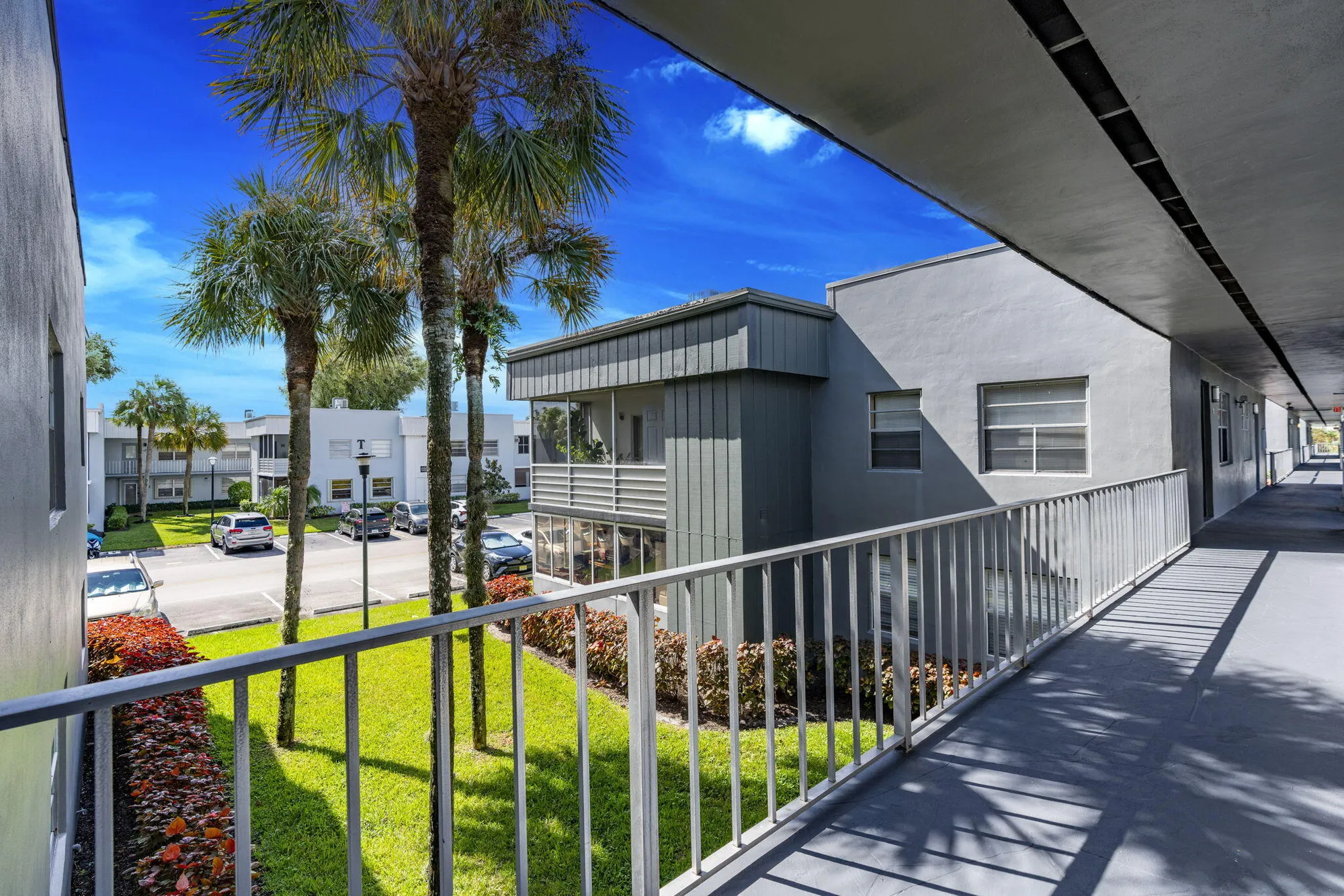 Property Slideshow image 4 of 54 | 902 normandy, Delray Beach, FL, 33484