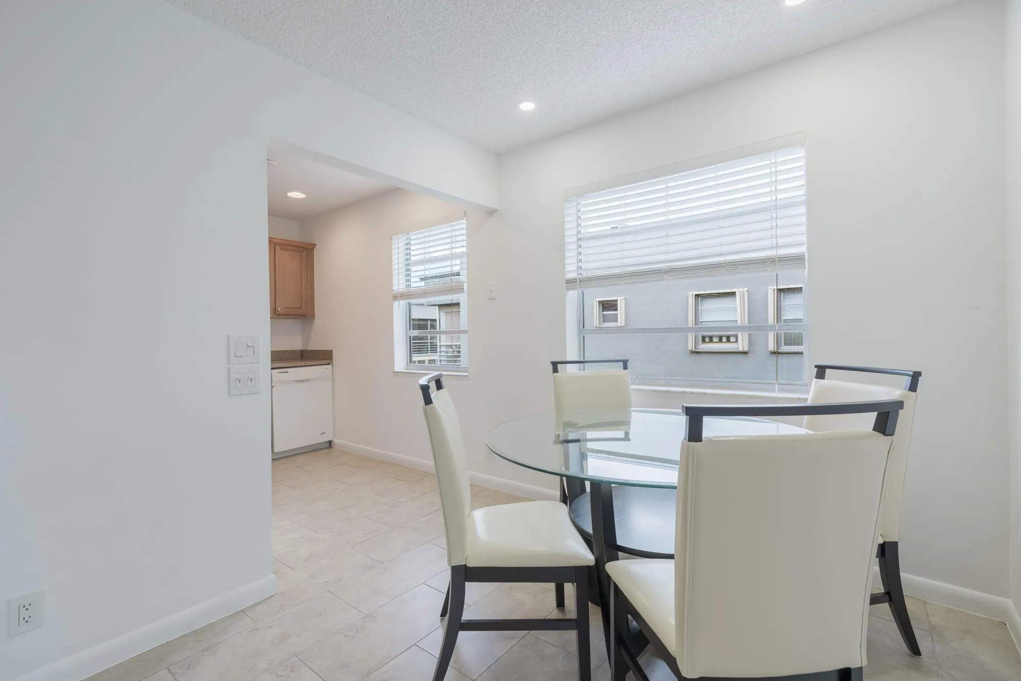 Property Slideshow image 13 of 54 | 902 normandy, Delray Beach, FL, 33484