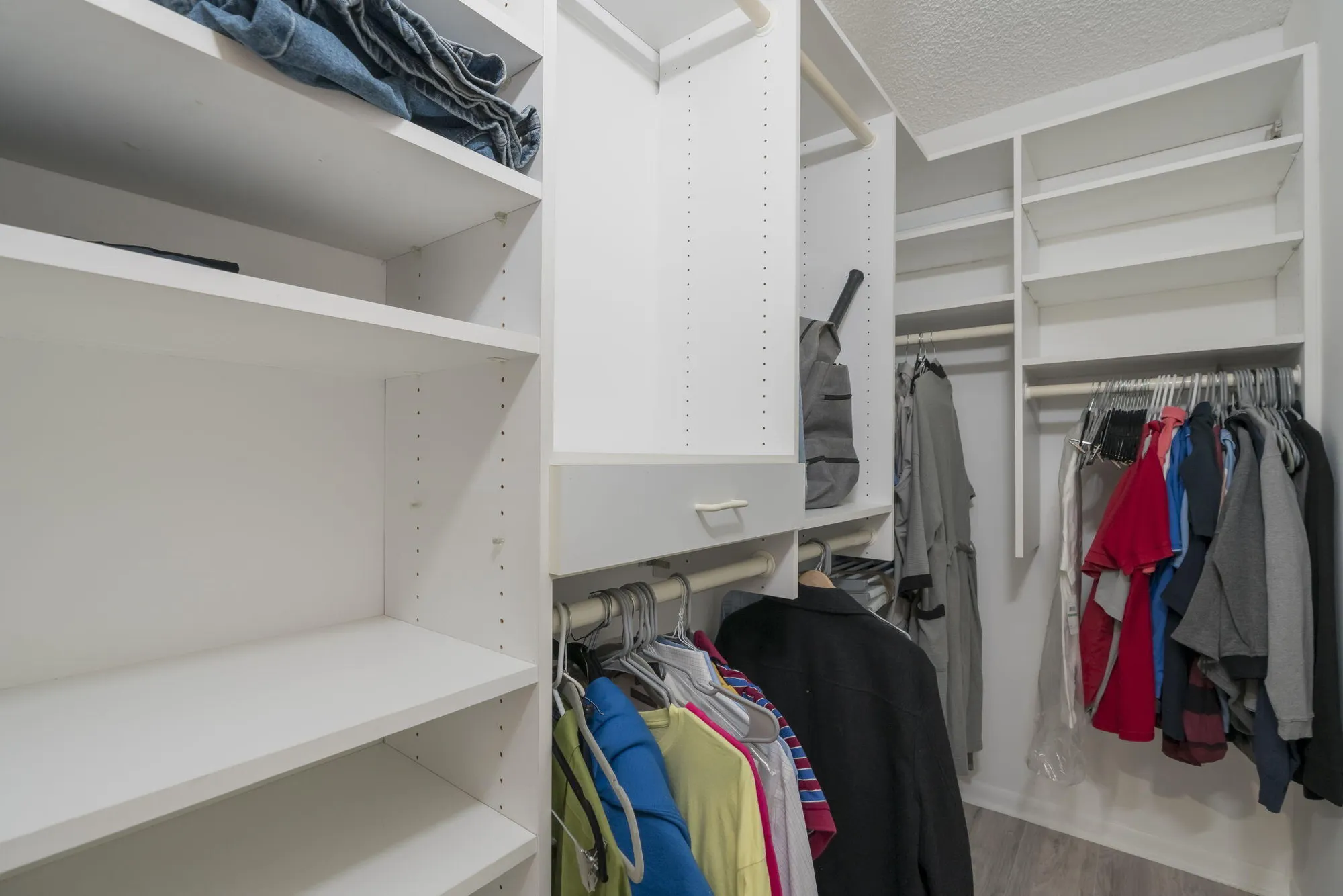 Property Slideshow image 28 of 54 | 902 normandy, Delray Beach, FL, 33484