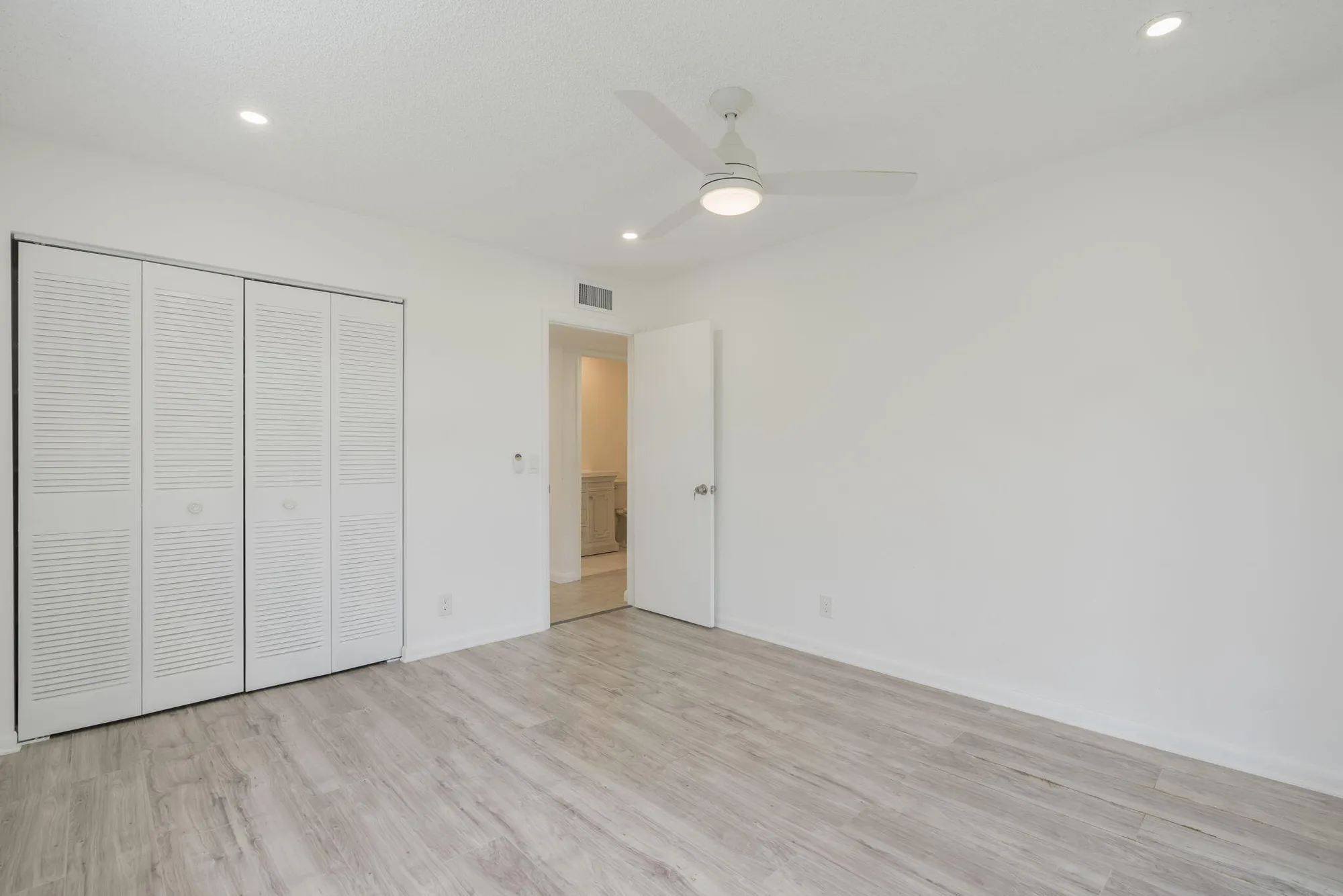 Property Slideshow image 30 of 54 | 902 normandy, Delray Beach, FL, 33484