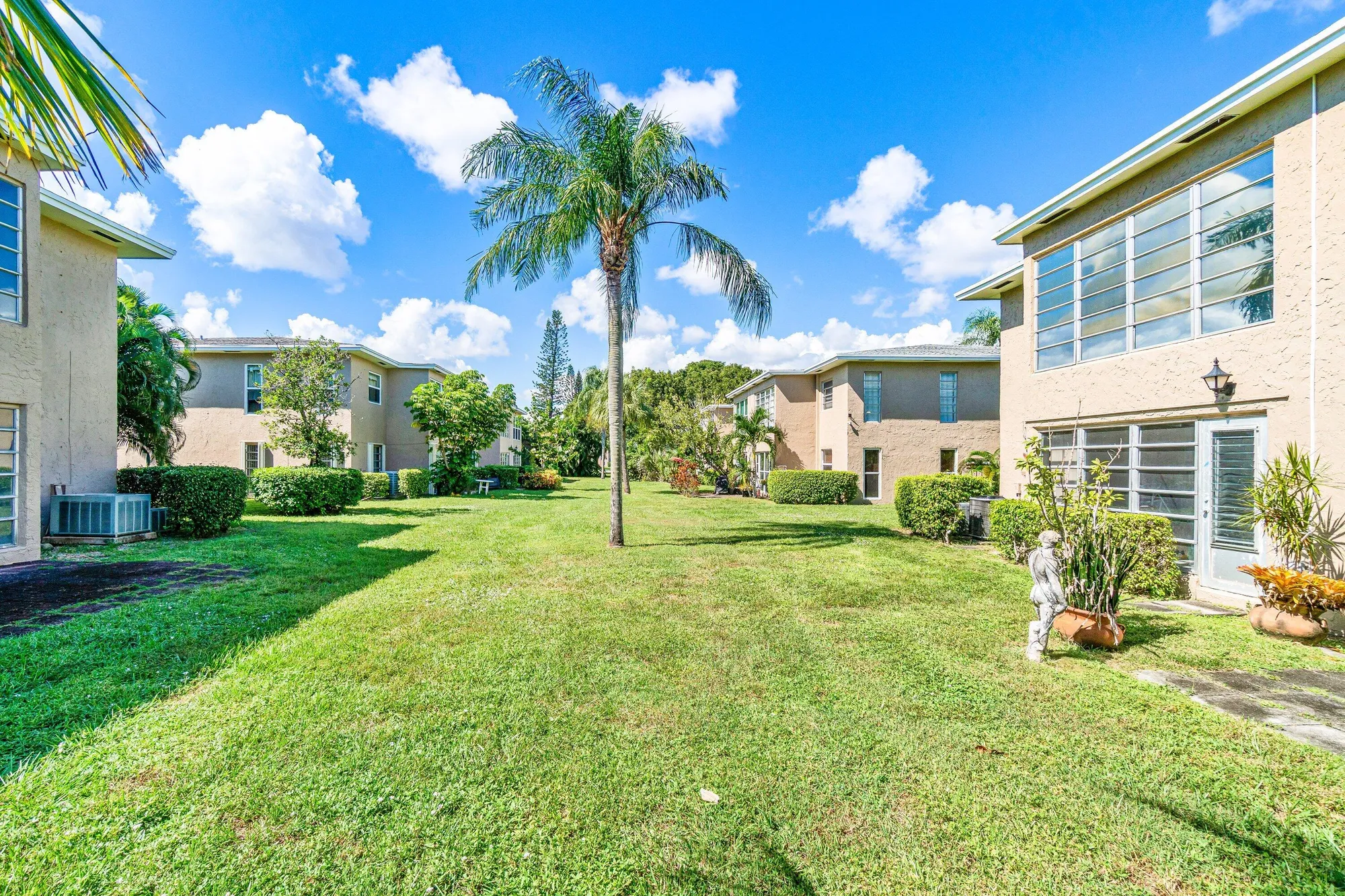 Property Slideshow image 23 of 43 | 13924 via flora d, Delray Beach, FL, 33484