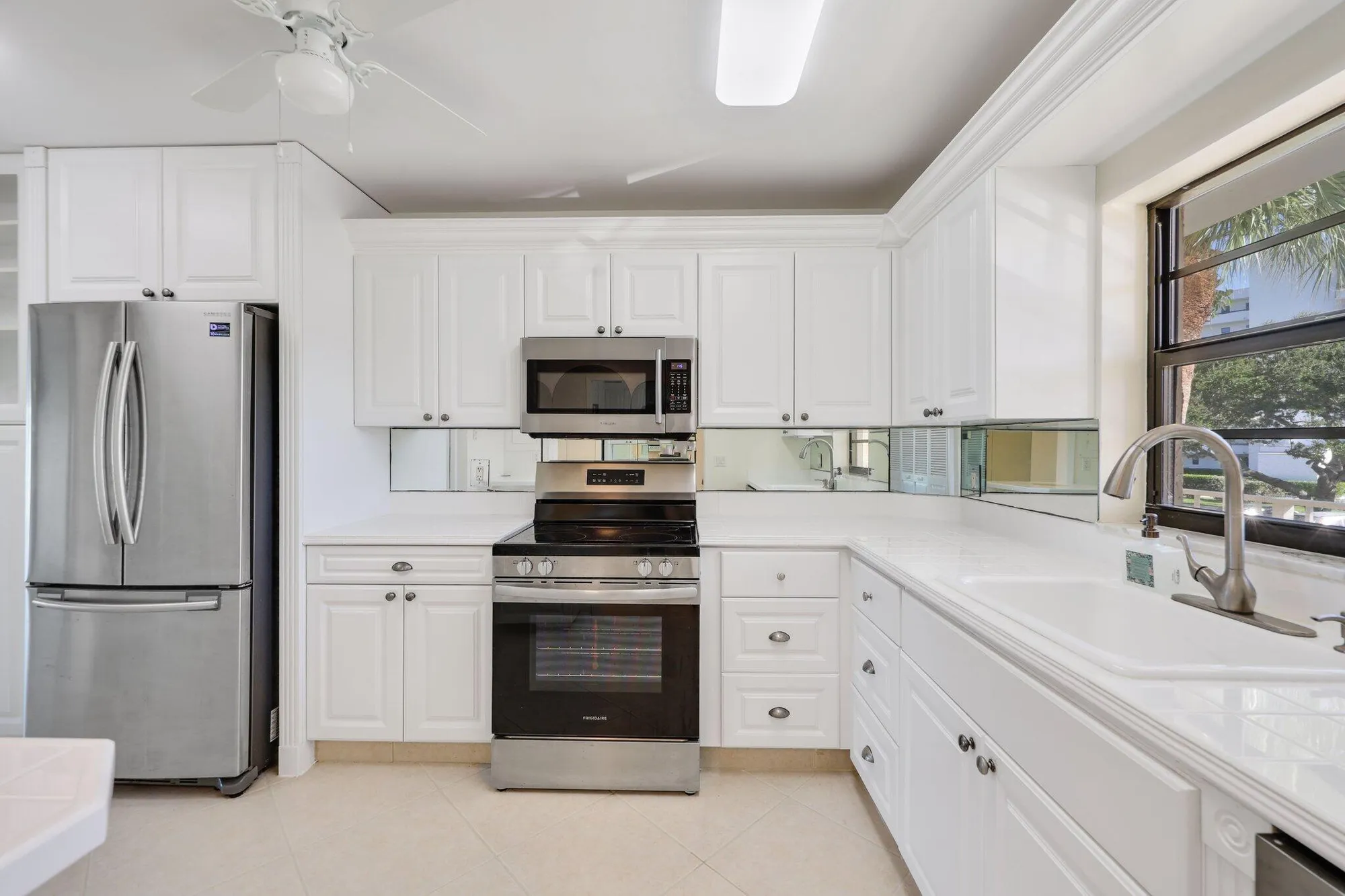 Property Slideshow image 4 of 35 | 200 intracoastal pl apt 206, Jupiter, FL, 33469