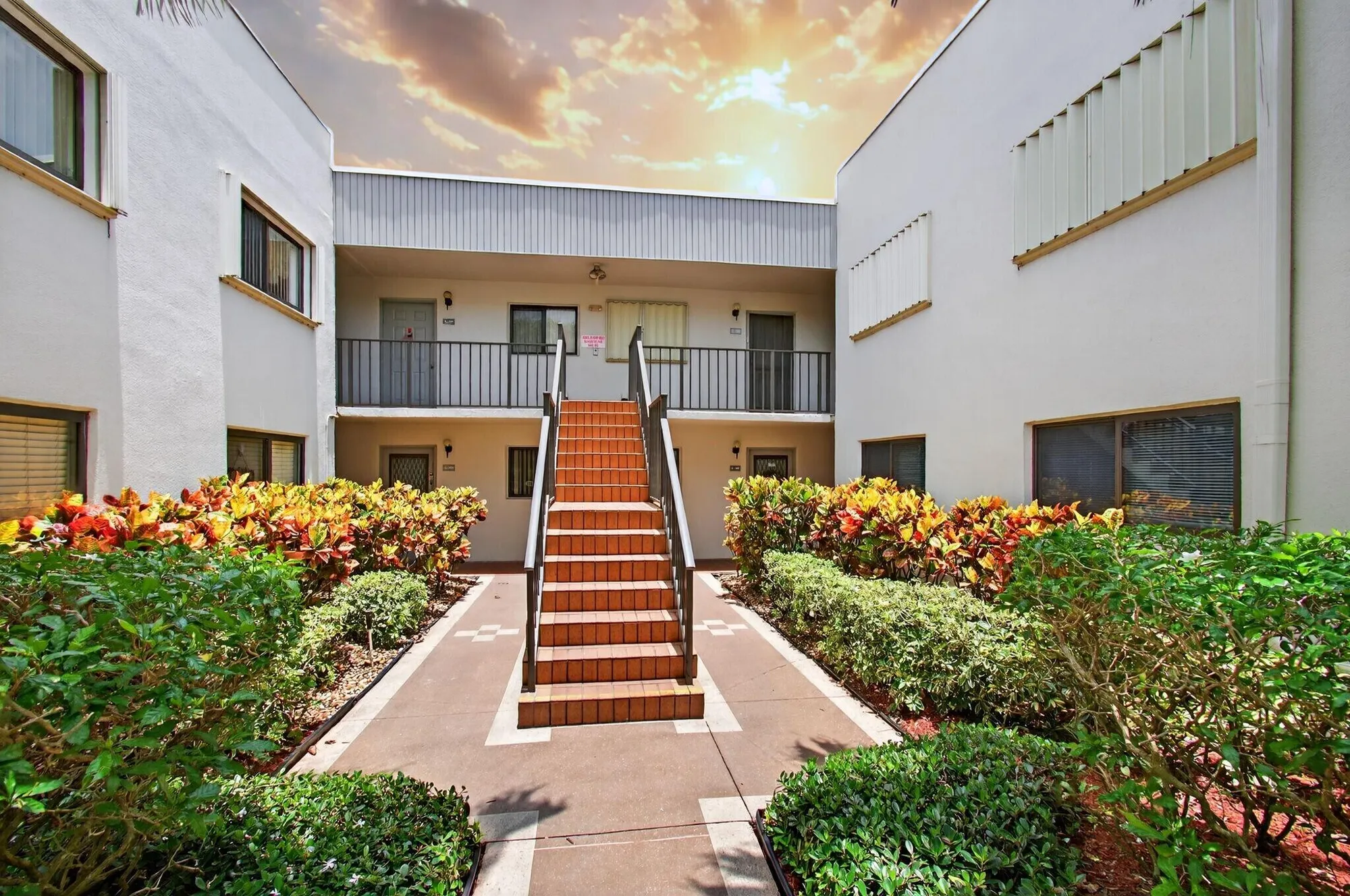 Property Slideshow image 4 of 44 | 15450 pembridge ave 189, Delray Beach, FL, 33484