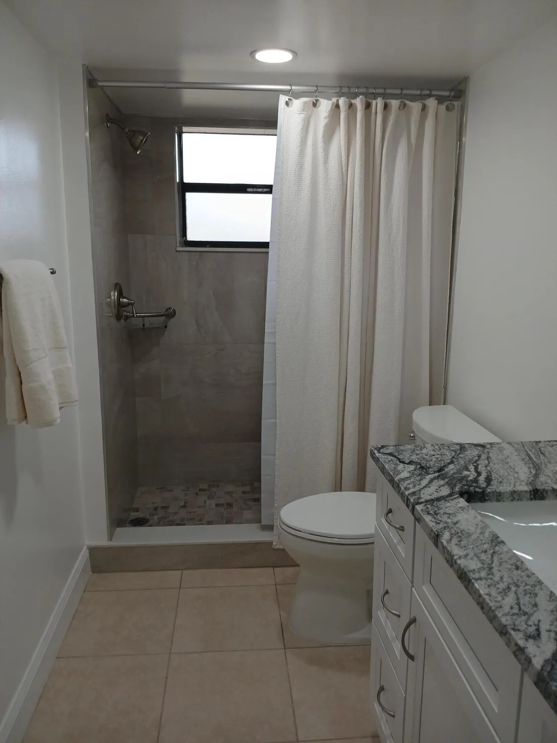 Property Slideshow image 2 of 22 | 4760 lucerne lakes blvd 405, Lake Worth, FL, 33467