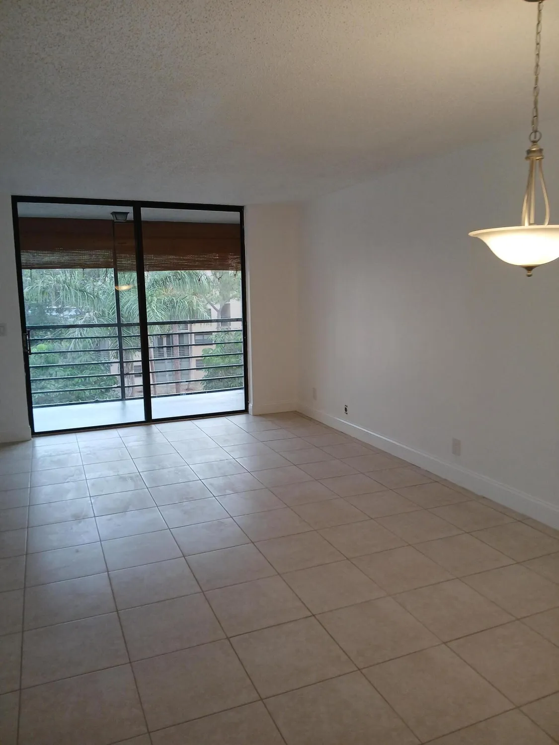 Property Slideshow image 13 of 22 | 4760 lucerne lakes blvd 405, Lake Worth, FL, 33467