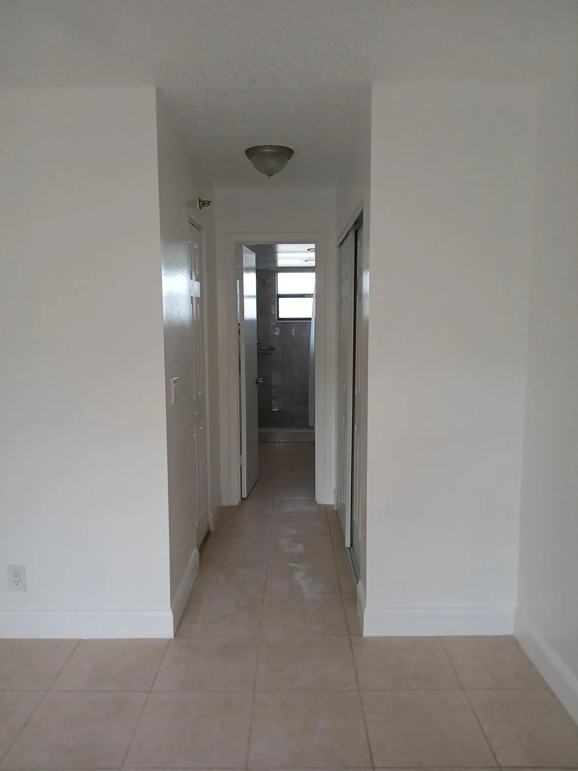 Property Slideshow image 17 of 22 | 4760 lucerne lakes blvd 405, Lake Worth, FL, 33467