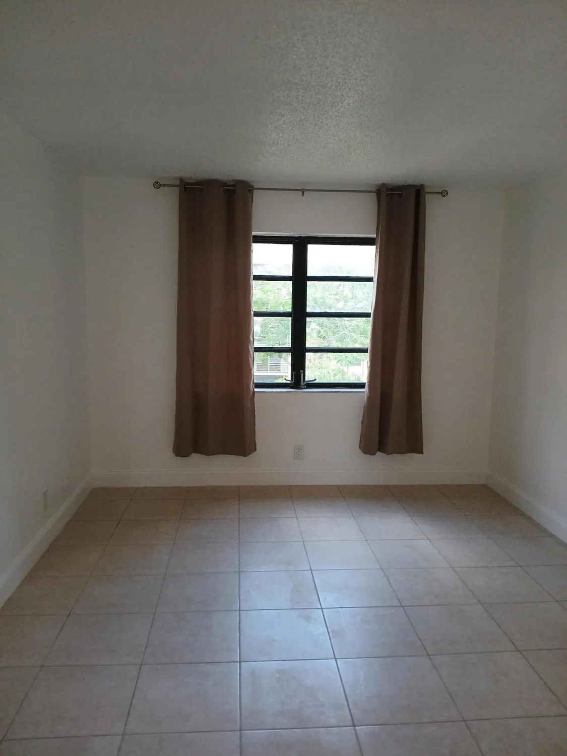 Property Slideshow image 19 of 22 | 4760 lucerne lakes blvd 405, Lake Worth, FL, 33467