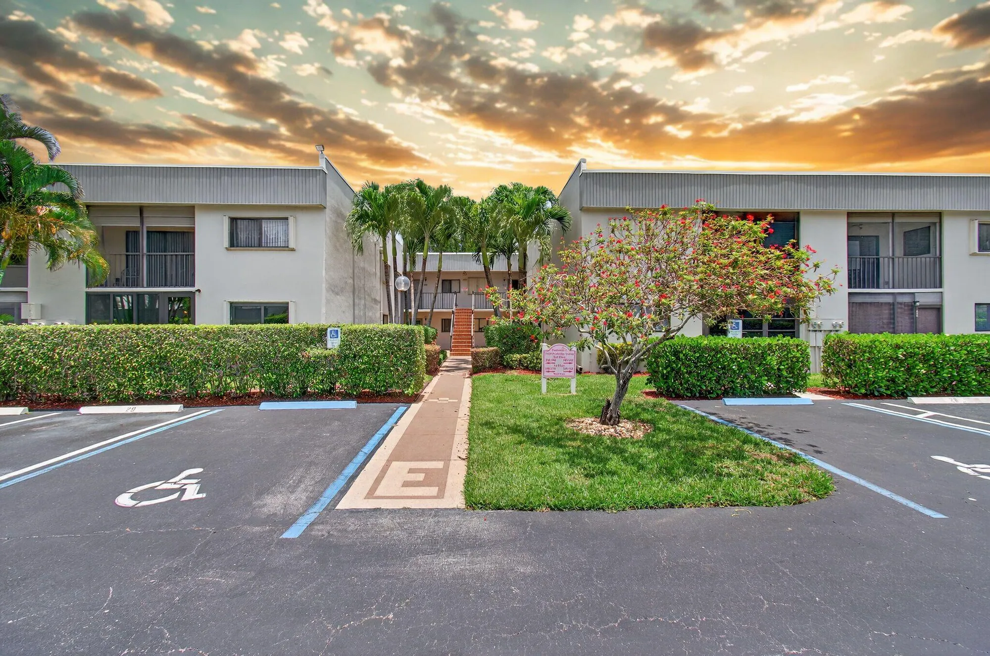 Property Slideshow image 1 of 44 | 15450 pembridge ave 189, Delray Beach, FL, 33484