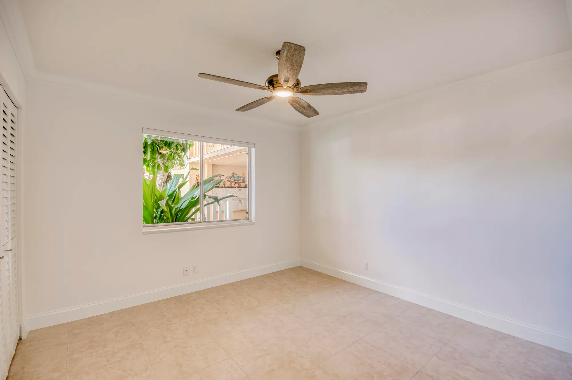 Property Slideshow image 16 of 39 | 6865 huntington ln apt 105, Delray Beach, FL, 33446