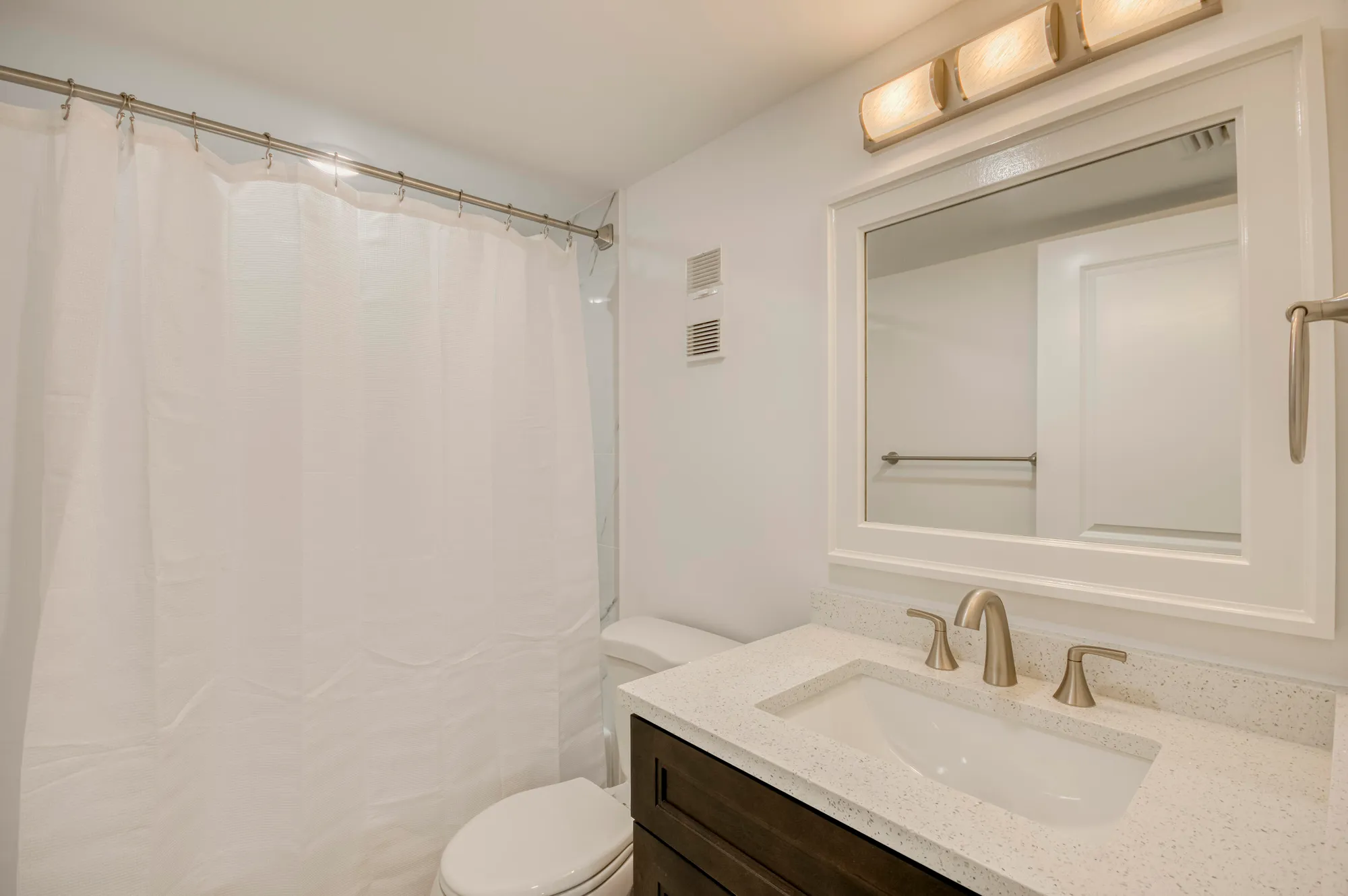 Property Slideshow image 17 of 39 | 6865 huntington ln apt 105, Delray Beach, FL, 33446