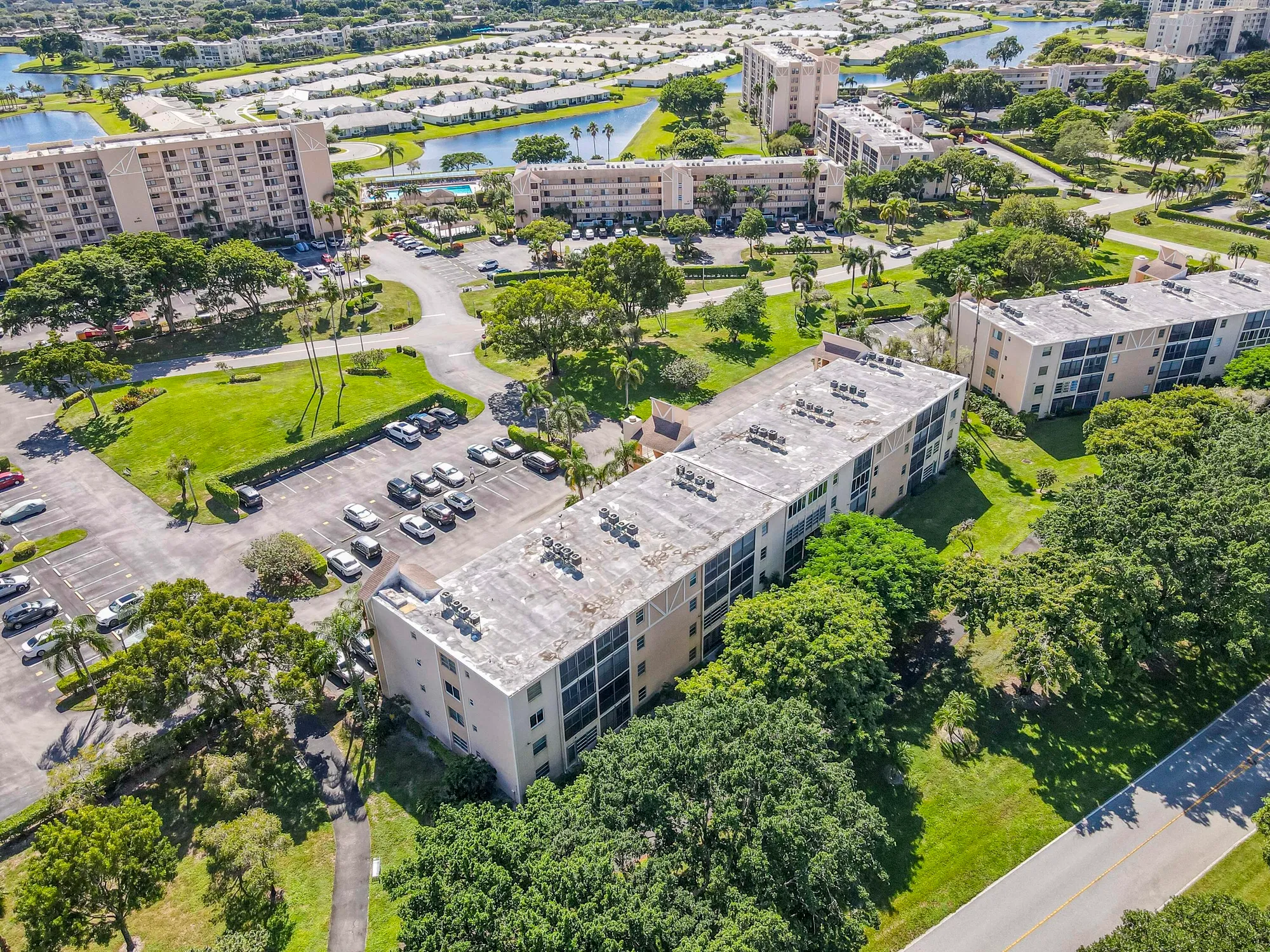 Property Slideshow image 21 of 39 | 6865 huntington ln apt 105, Delray Beach, FL, 33446