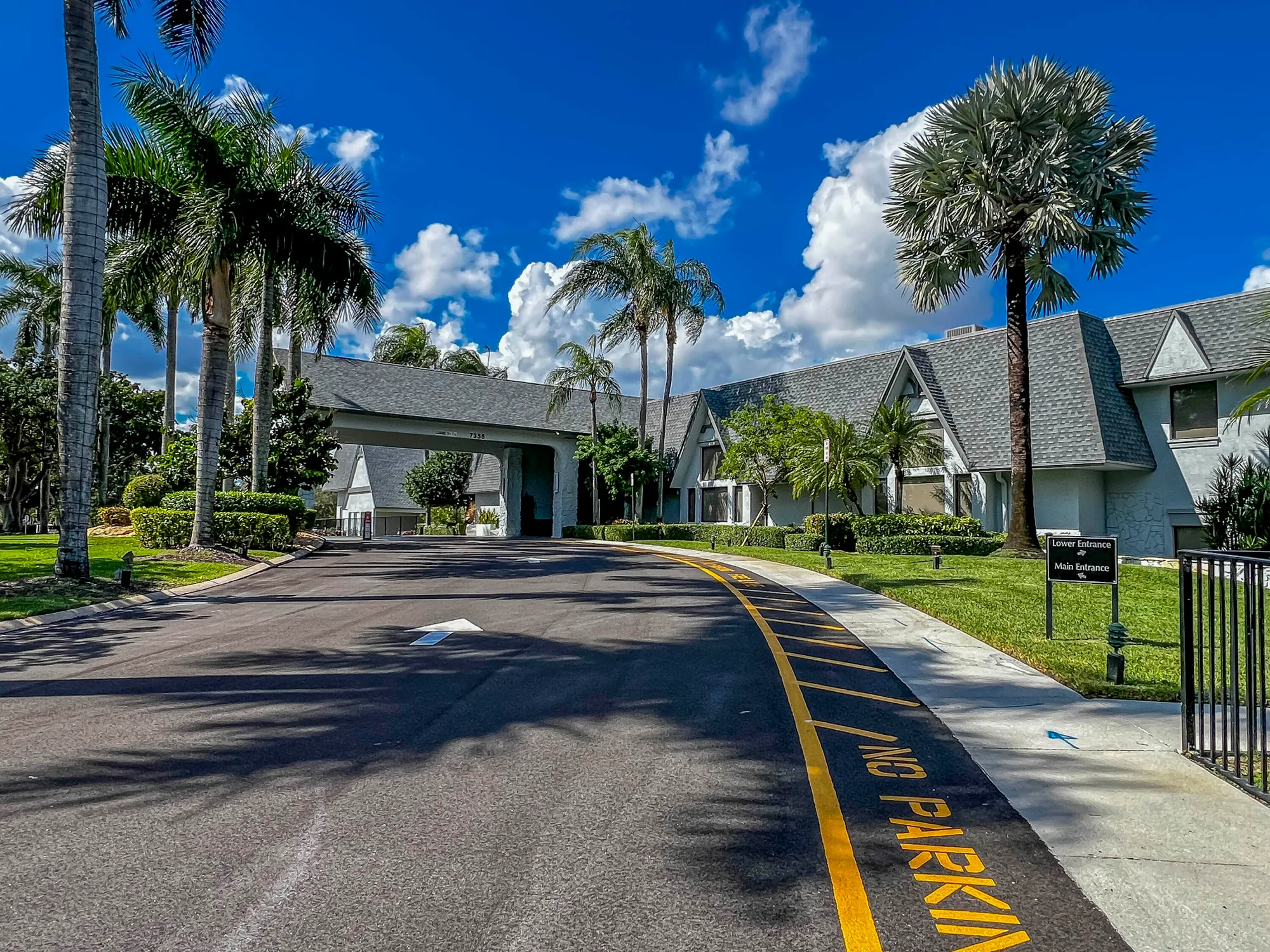 Property Slideshow image 28 of 39 | 6865 huntington ln apt 105, Delray Beach, FL, 33446