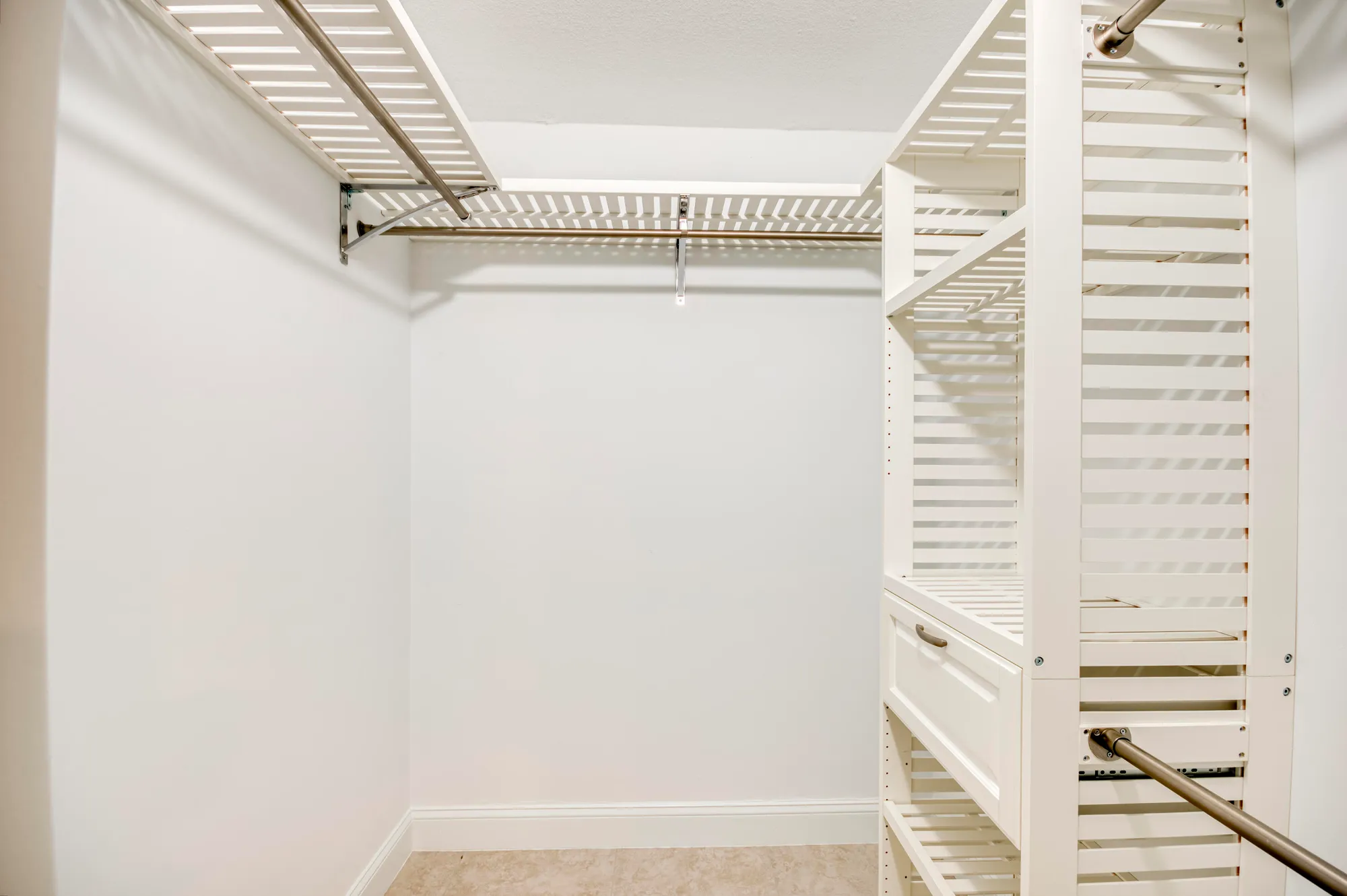 Property Slideshow image 13 of 39 | 6865 huntington ln apt 105, Delray Beach, FL, 33446