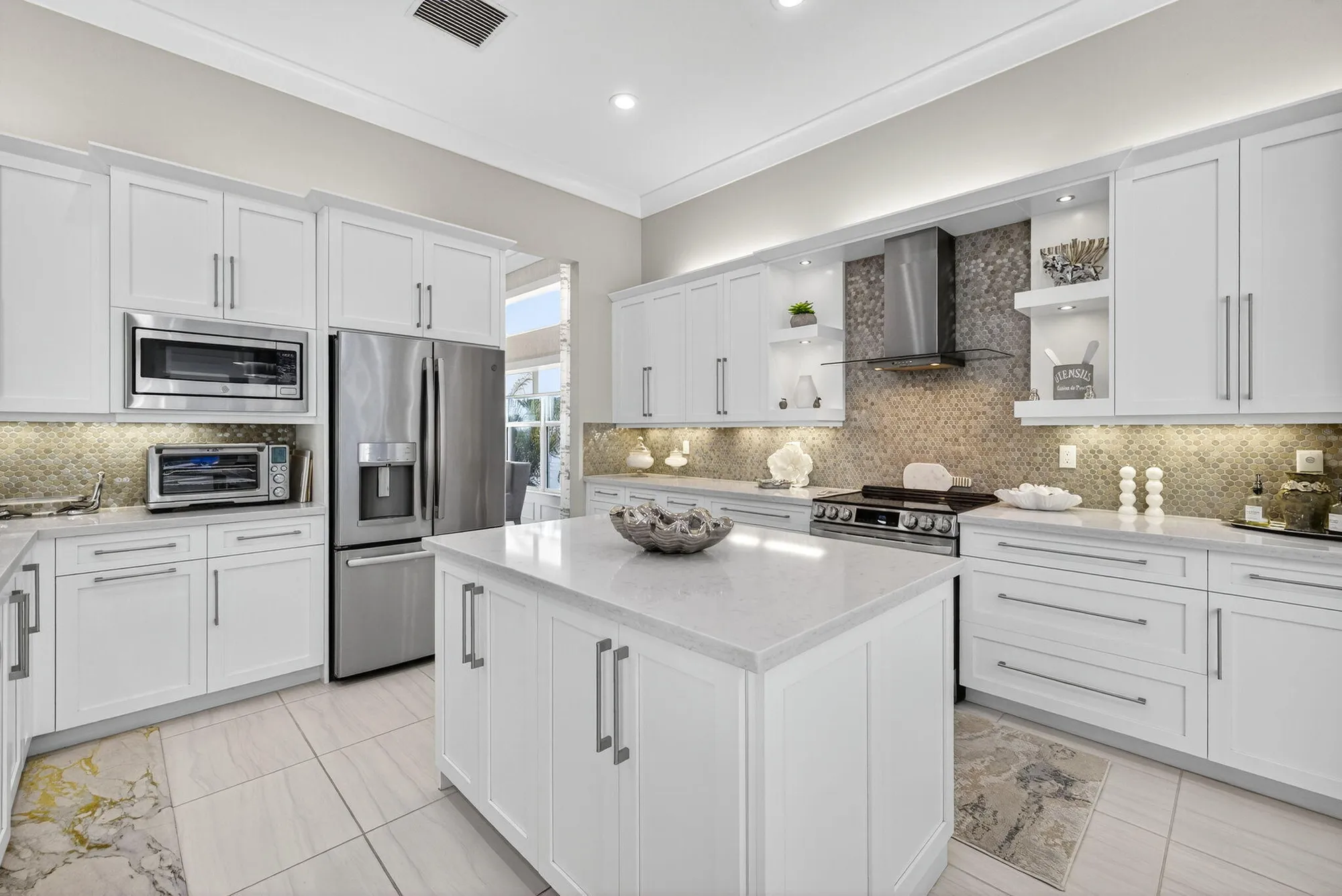 Property Slideshow image 21 of 108 | 8296 majestic mountain dr, Boynton Beach, FL, 33473