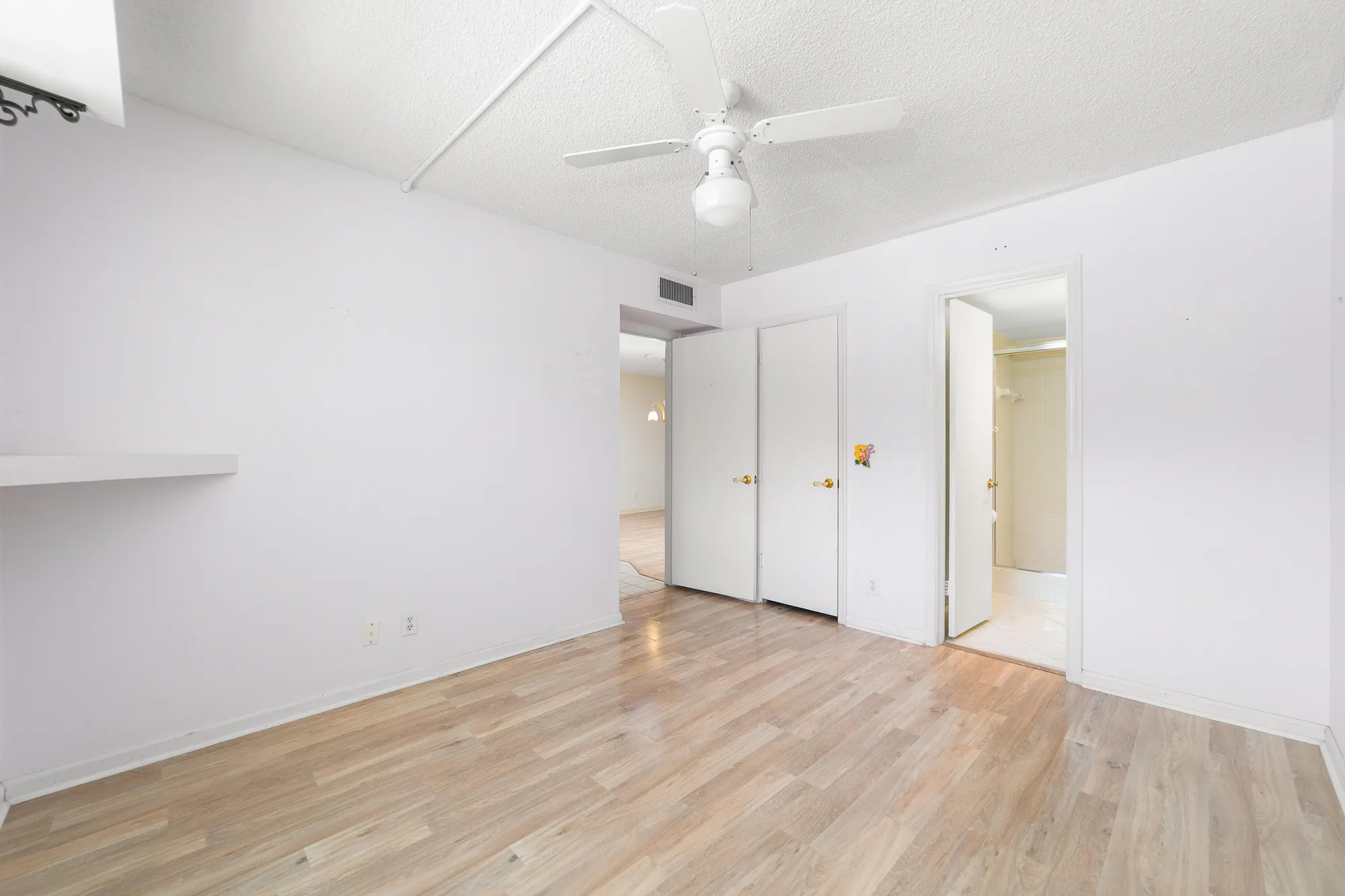 Property Slideshow image 16 of 27 | 2006 s federal hwy 106, Boynton Beach, FL, 33435