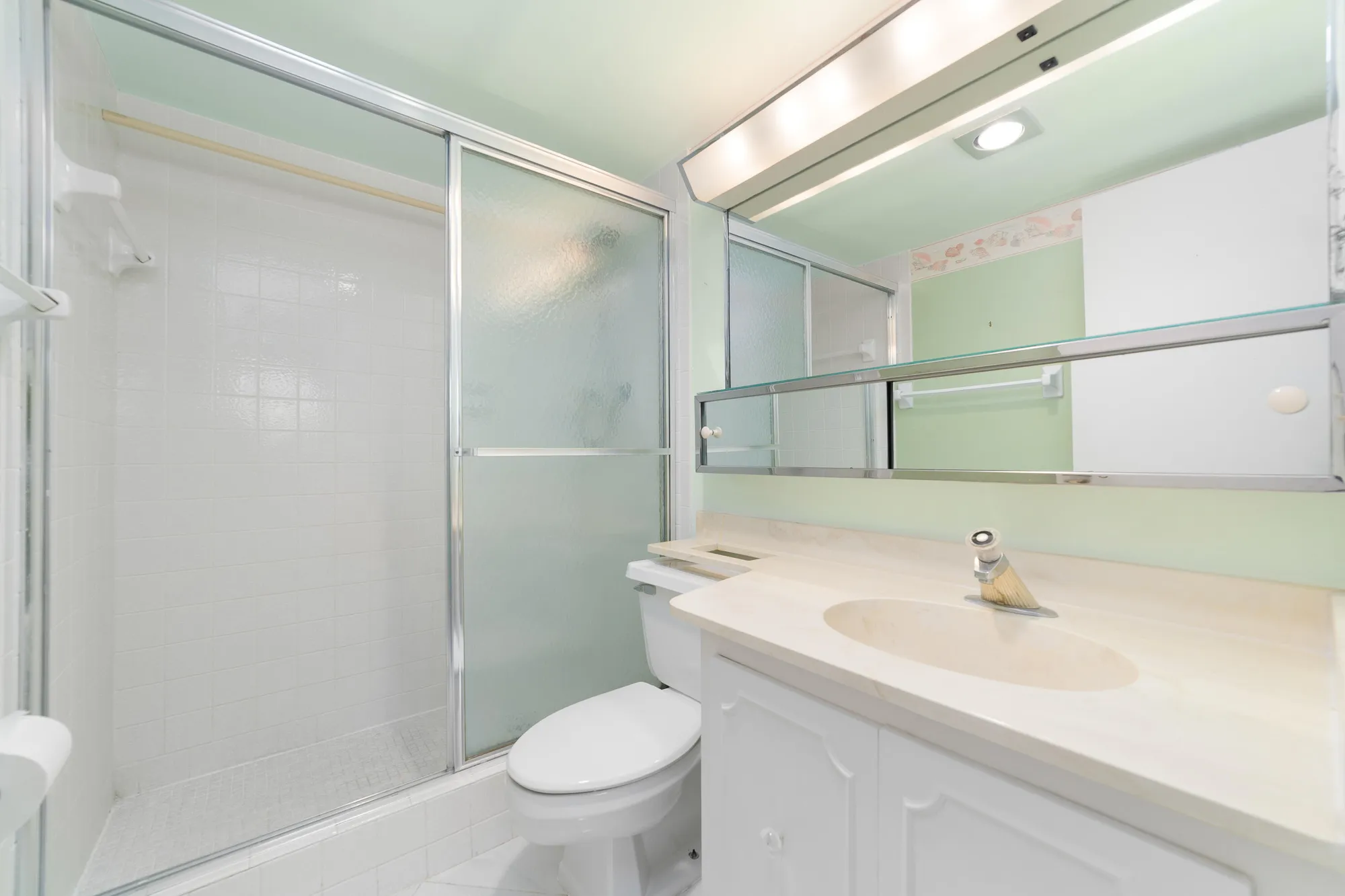 Property Slideshow image 14 of 27 | 2006 s federal hwy 106, Boynton Beach, FL, 33435