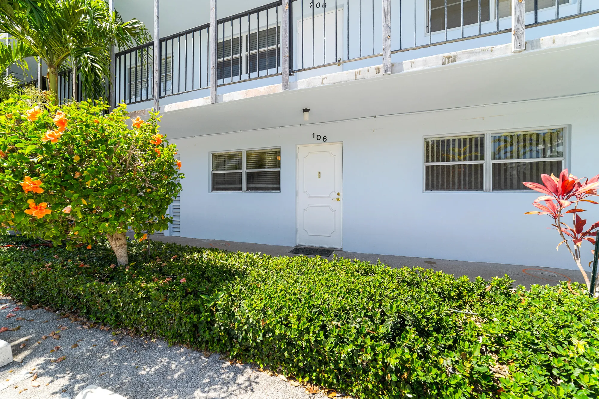 Property Slideshow image 19 of 27 | 2006 s federal hwy 106, Boynton Beach, FL, 33435