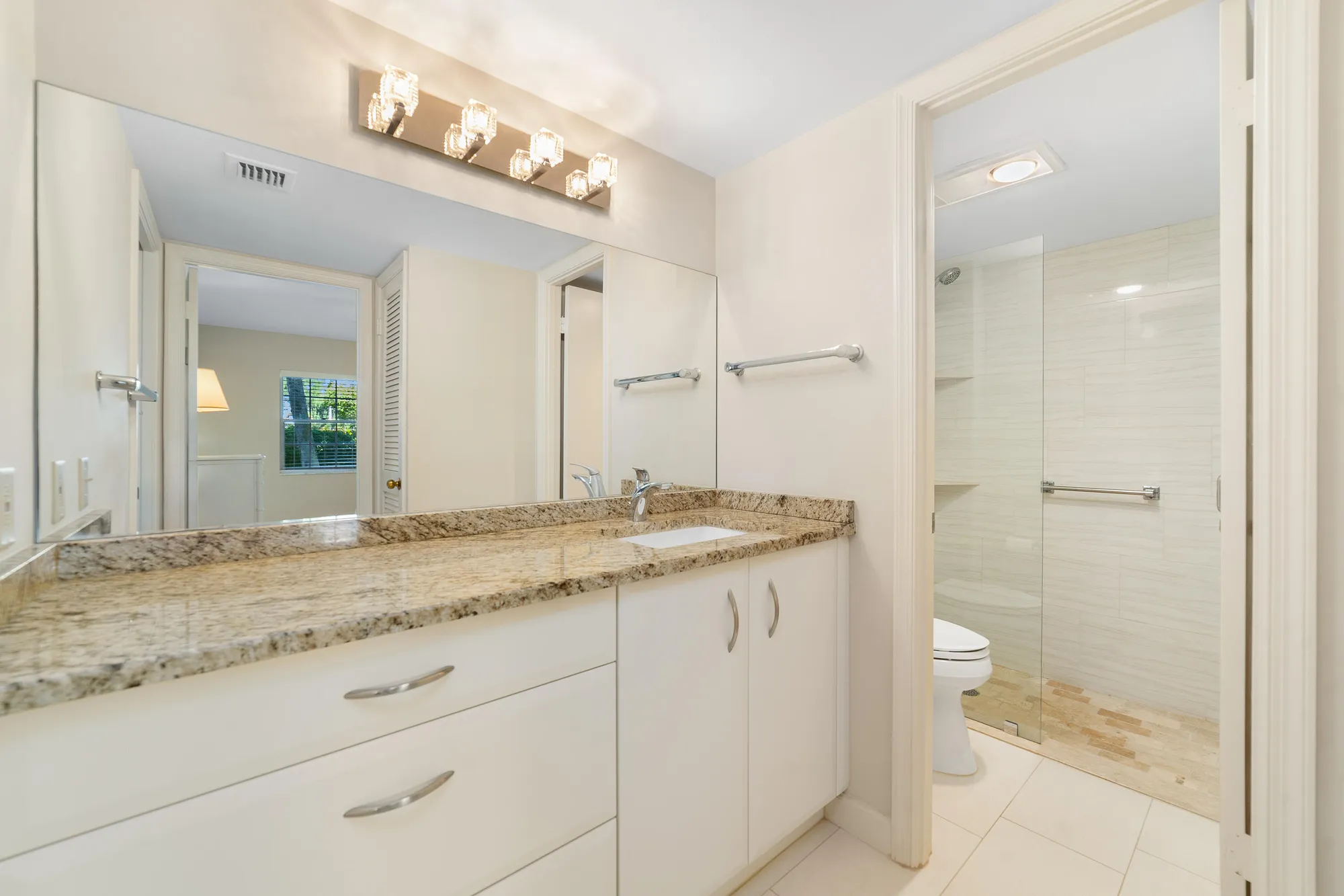 Property Slideshow image 13 of 28 | 1170 sugar sands blvd 407, Riviera Beach, FL, 33404