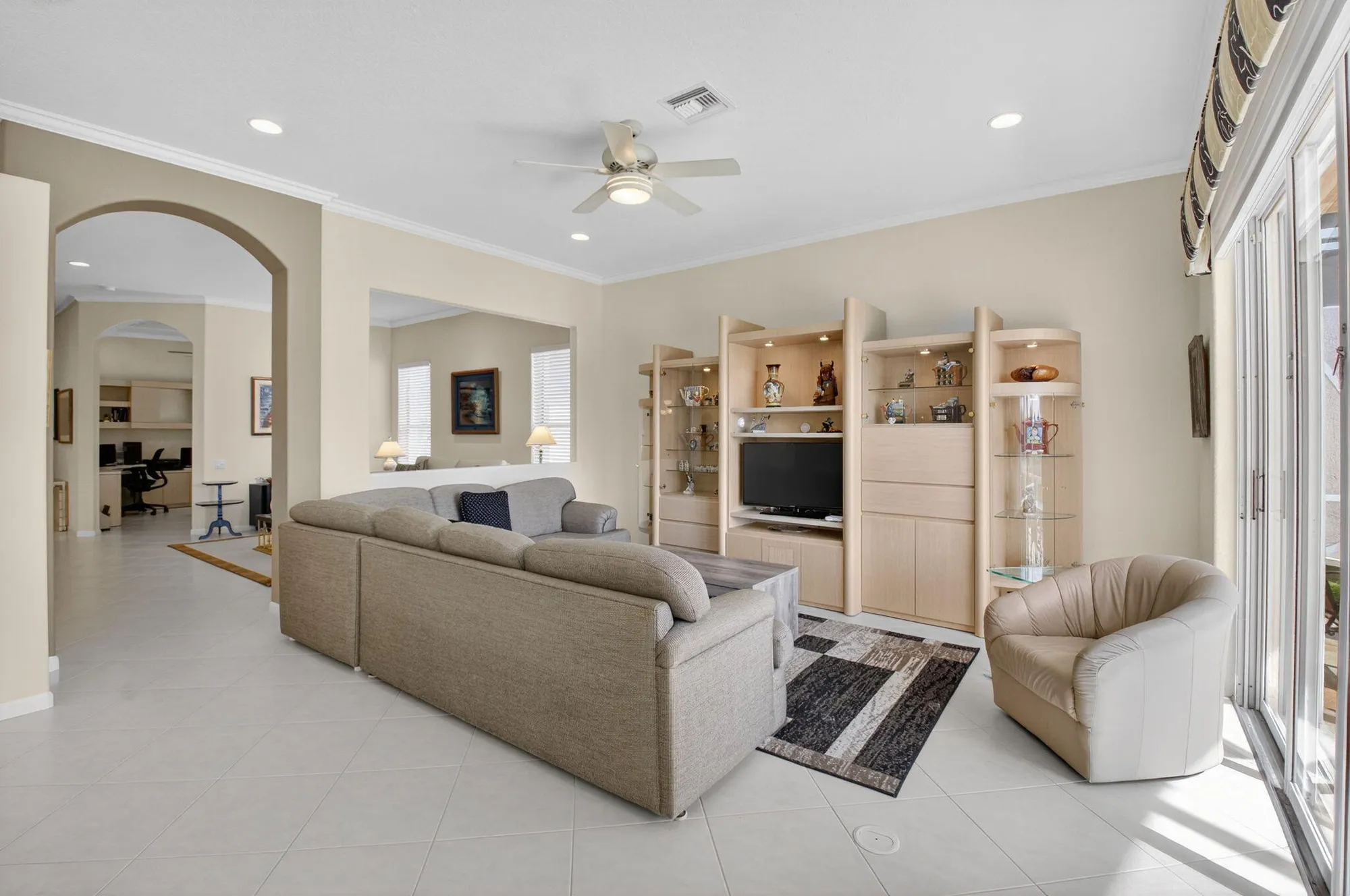 Property Slideshow image 10 of 83 | 5300 grey birch ln, Boynton Beach, FL, 33437