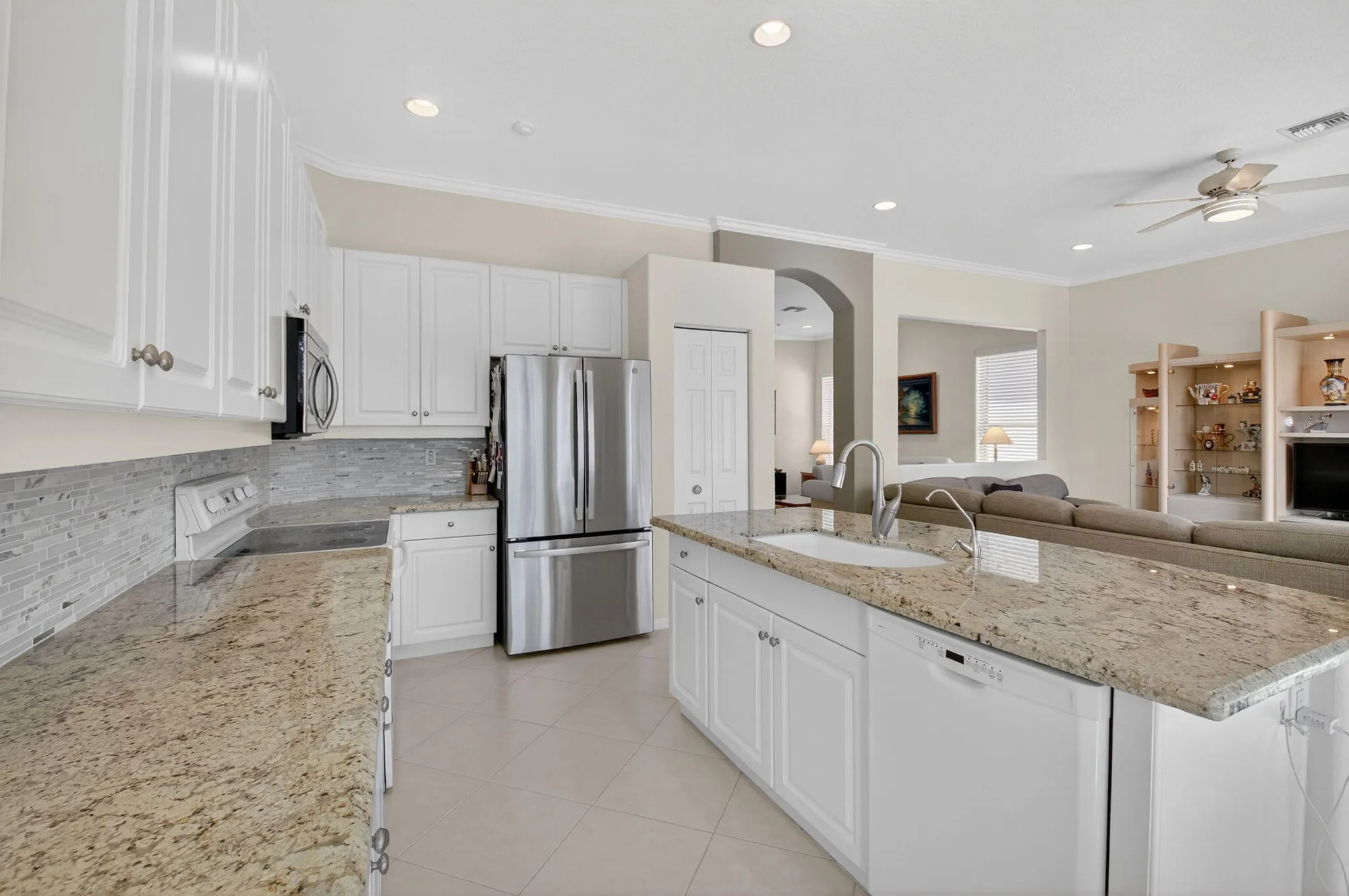 Property Slideshow image 15 of 83 | 5300 grey birch ln, Boynton Beach, FL, 33437