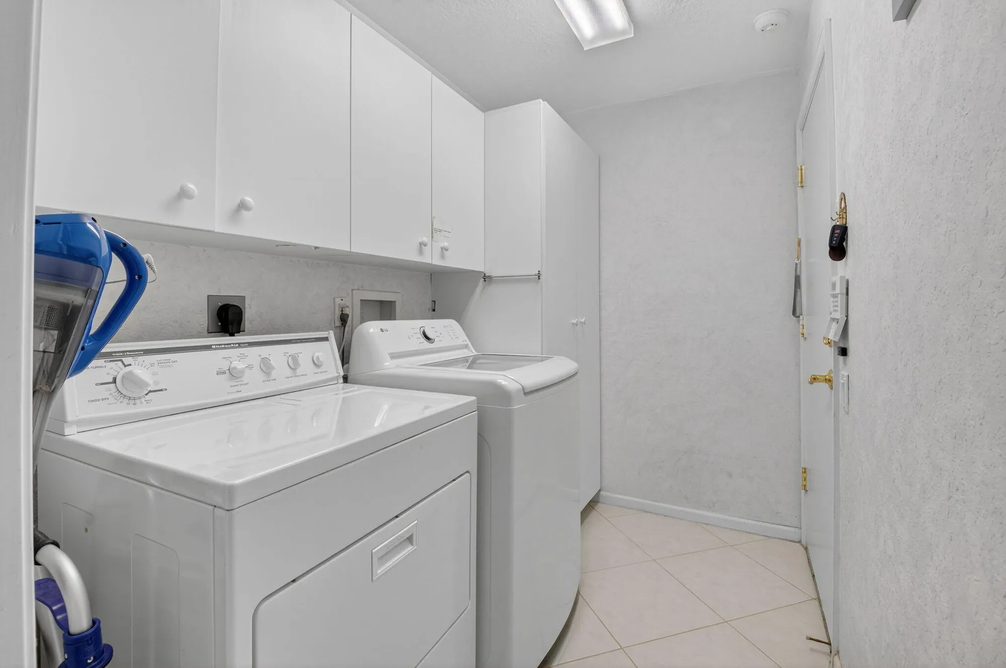 Property Slideshow image 34 of 83 | 5300 grey birch ln, Boynton Beach, FL, 33437
